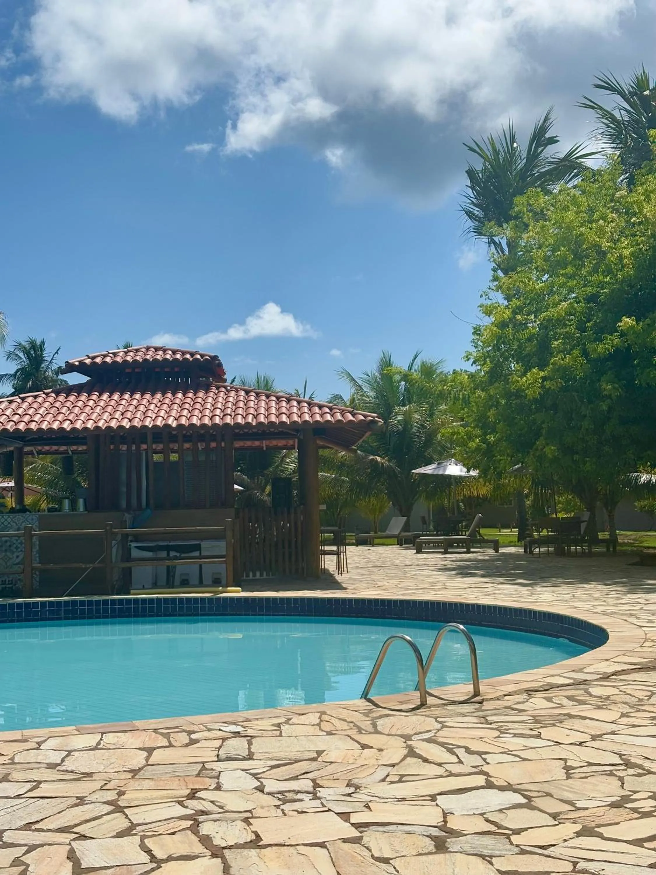Pool view in Angá Beach Hotel