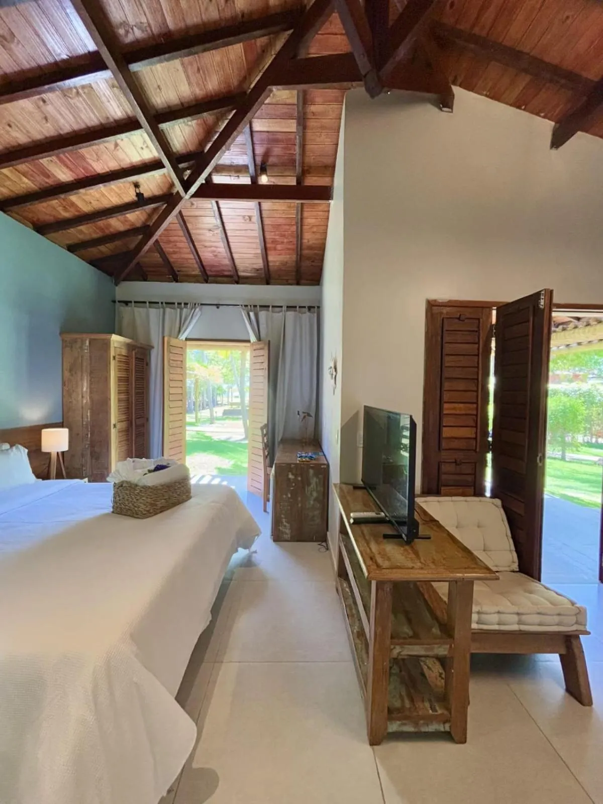 Bed in Angá Beach Hotel