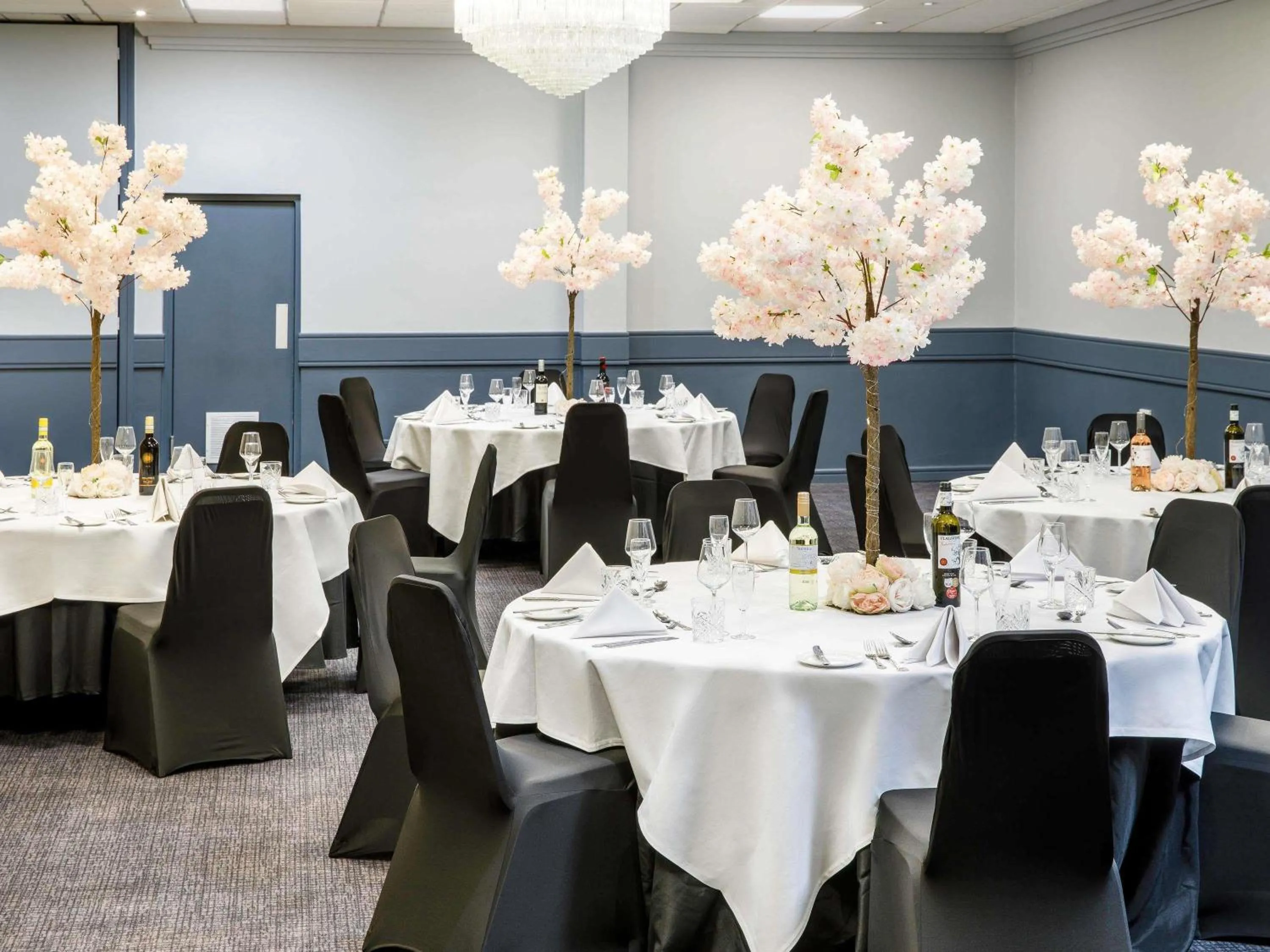 Meeting/conference room in The Harlow Hotel By AccorHotels