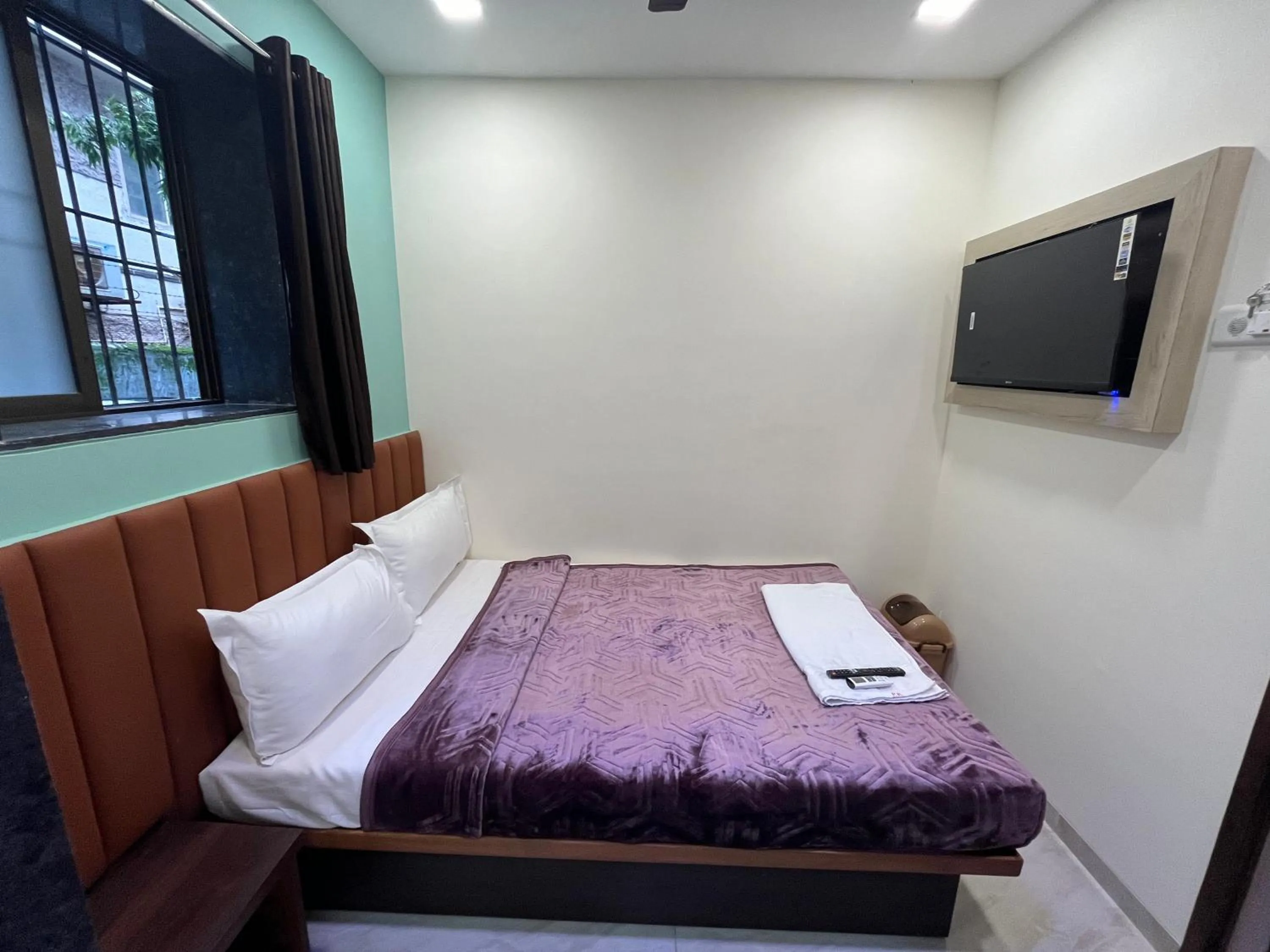 Parel Residency