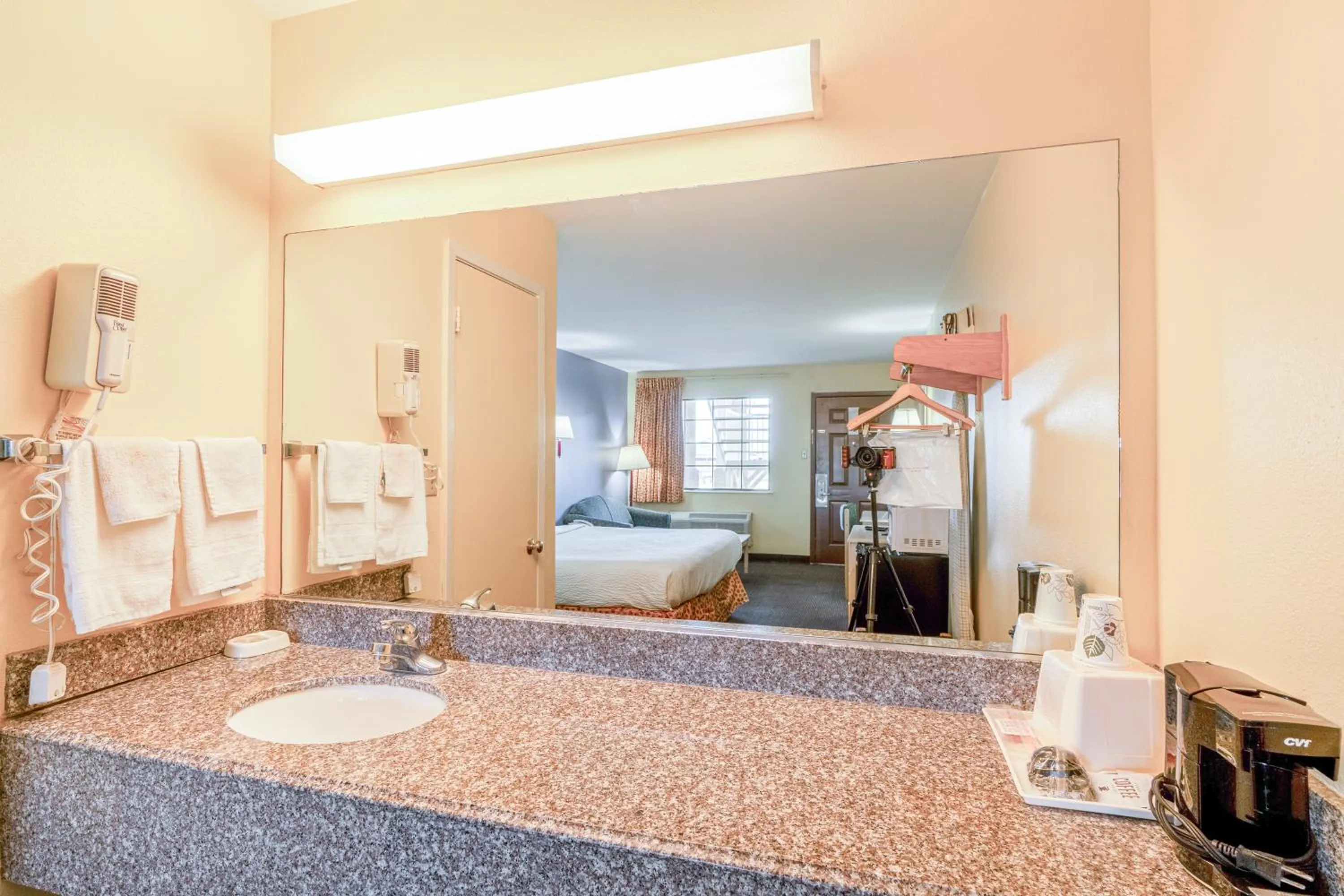 Bathroom, Bed in Shale Inn Andrews by OYO