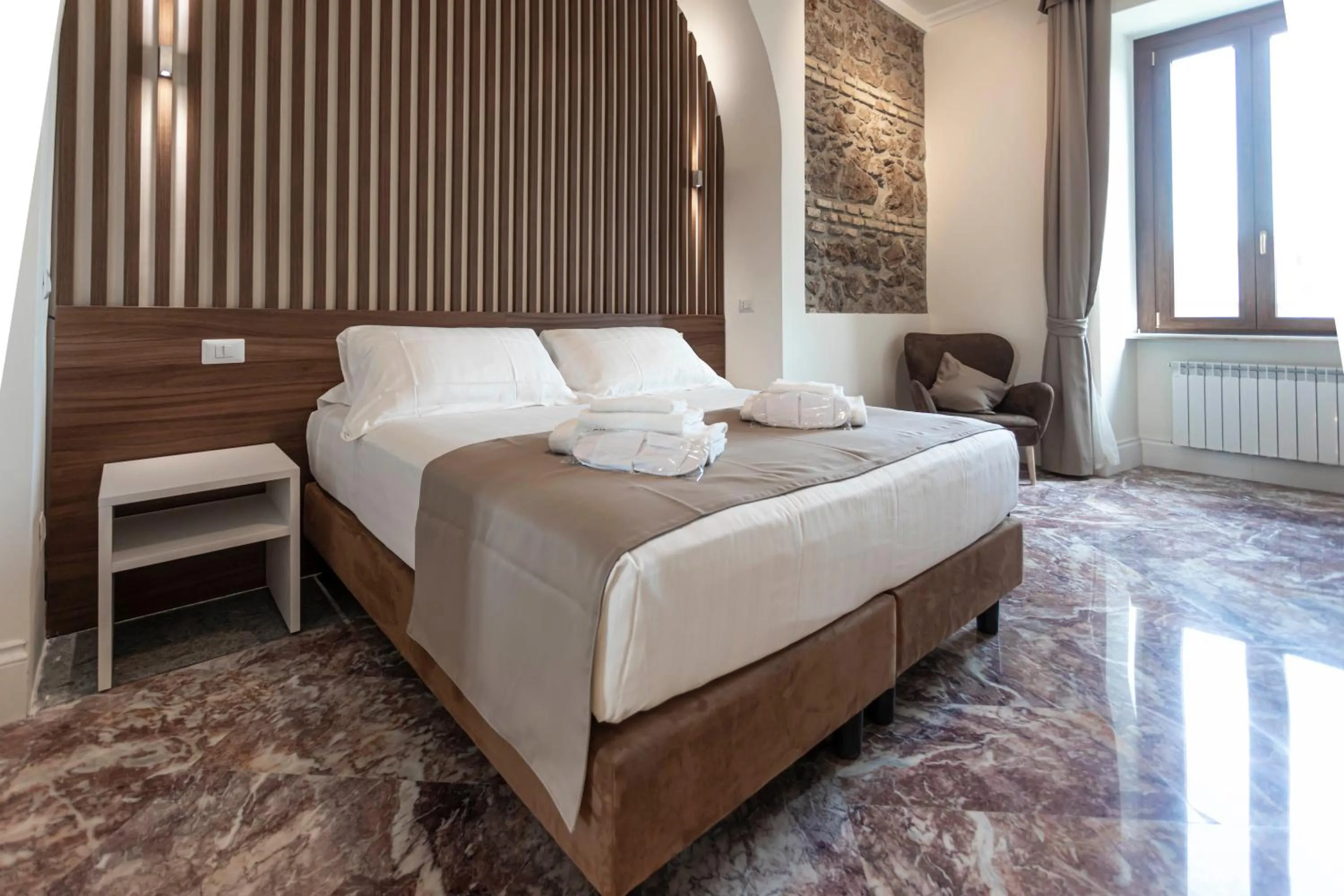 Bed in Flat 285 La Suite