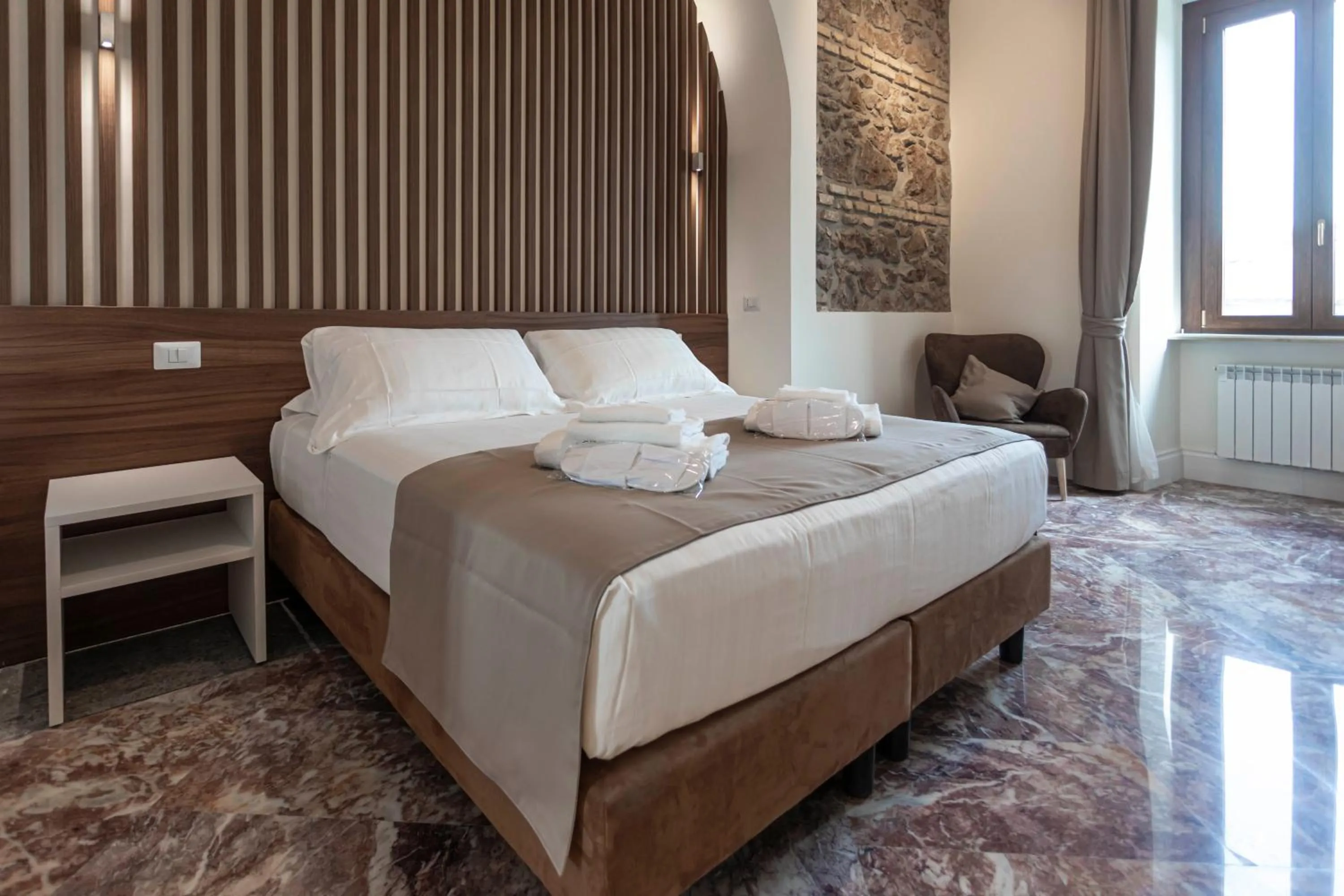 Bed in Flat 285 La Suite