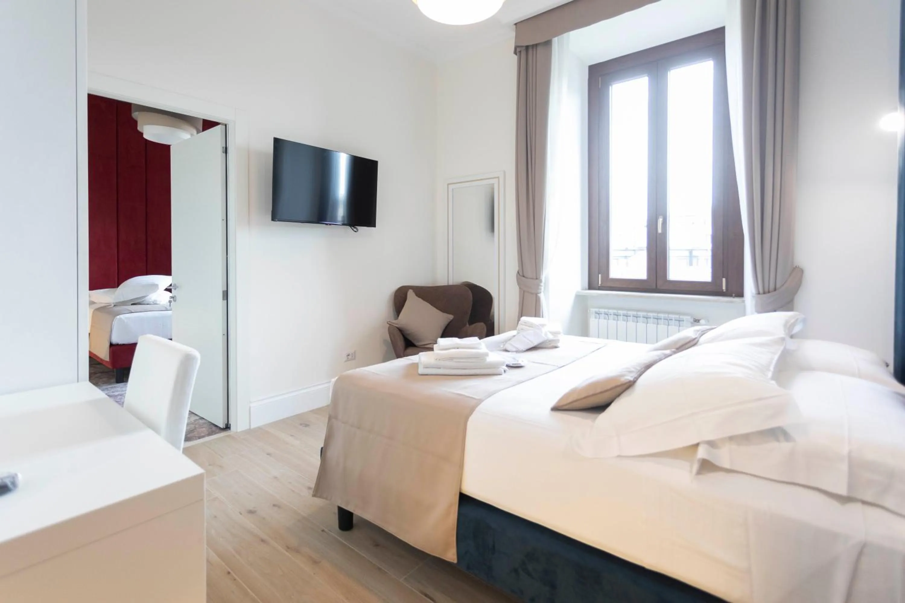 Bed in Flat 285 La Suite