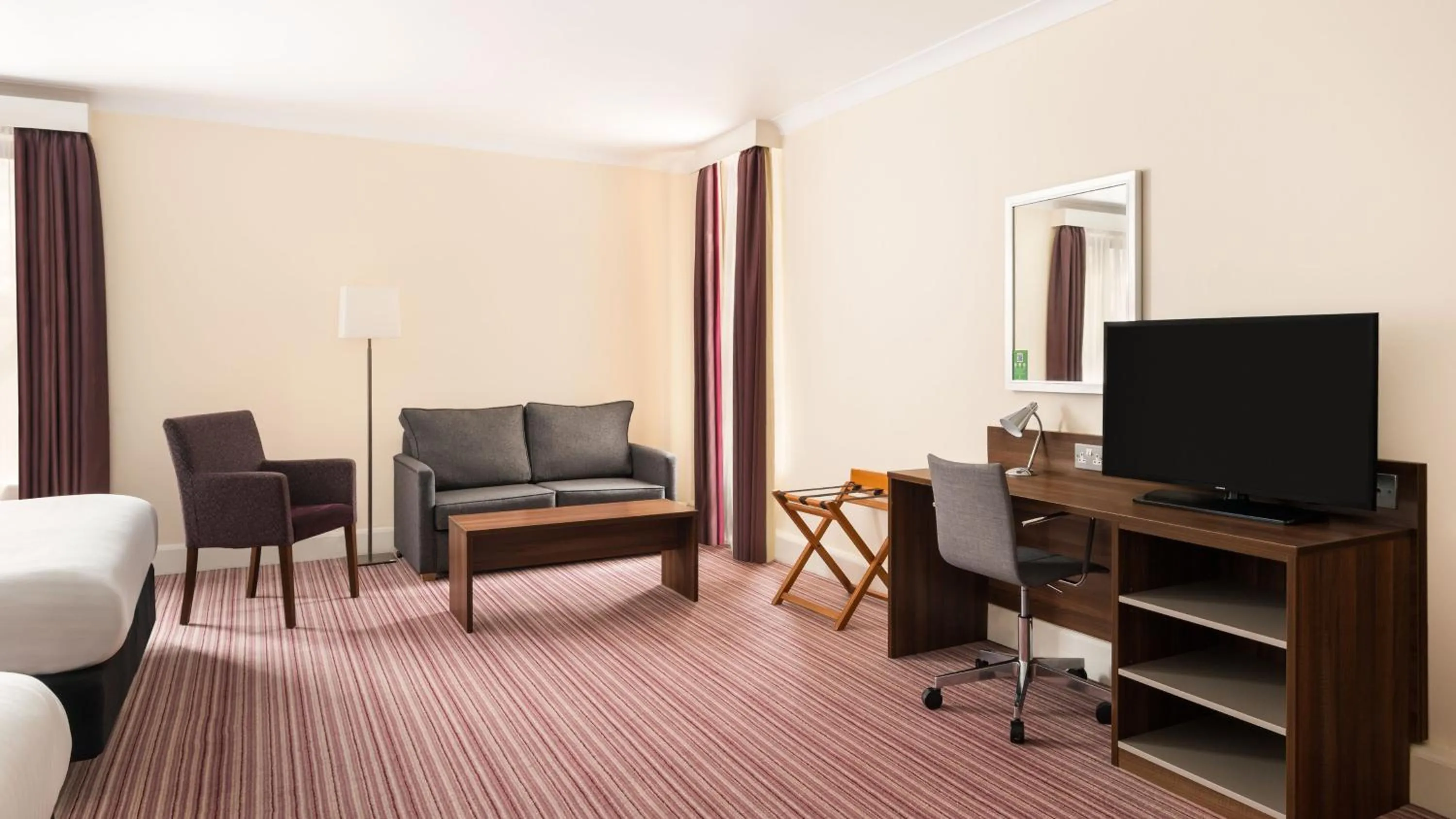 Bed in Holiday Inn Rotherham-Sheffield M1,Jct.33 by IHG