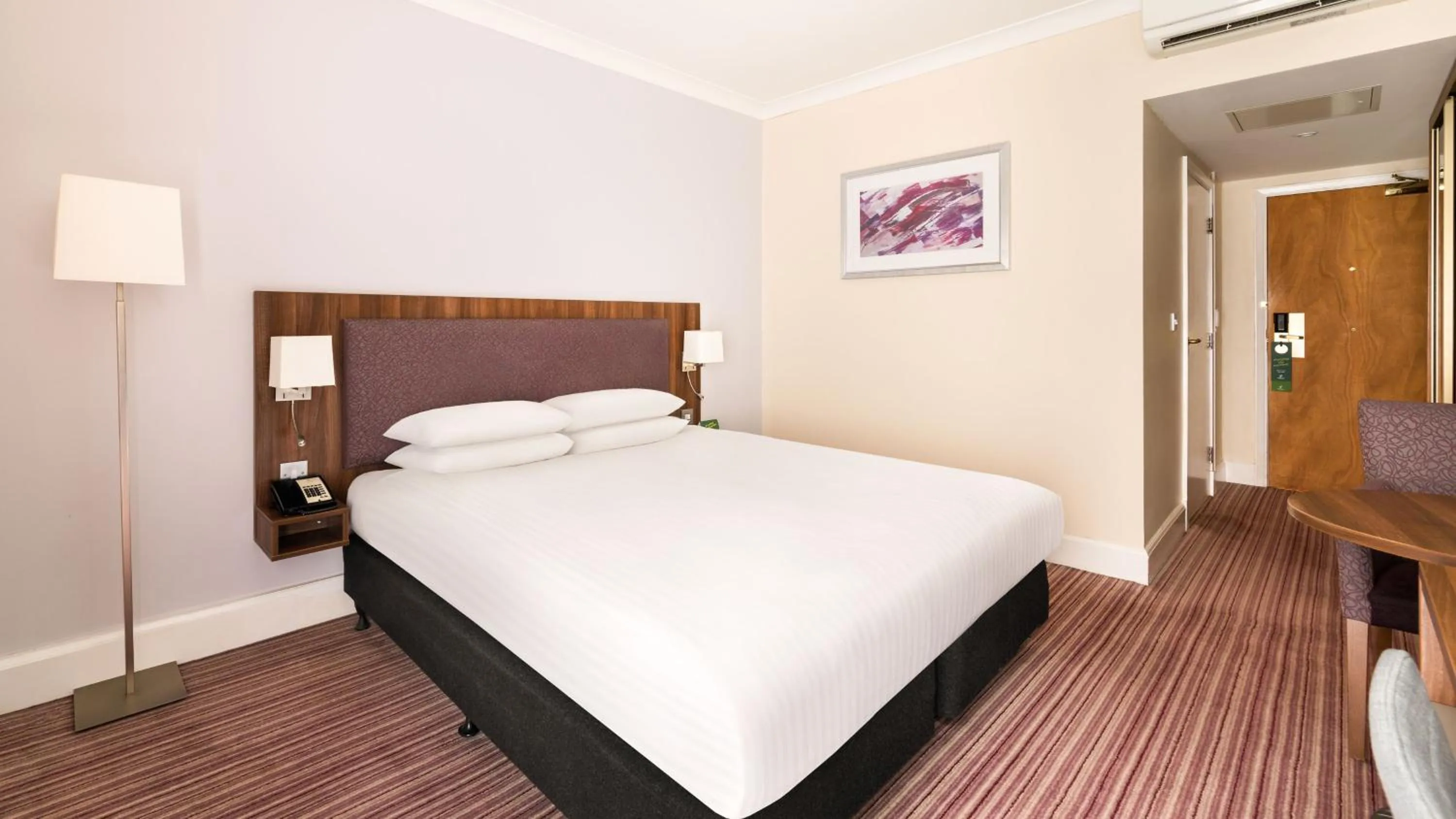 Bed in Holiday Inn Rotherham-Sheffield M1,Jct.33 by IHG