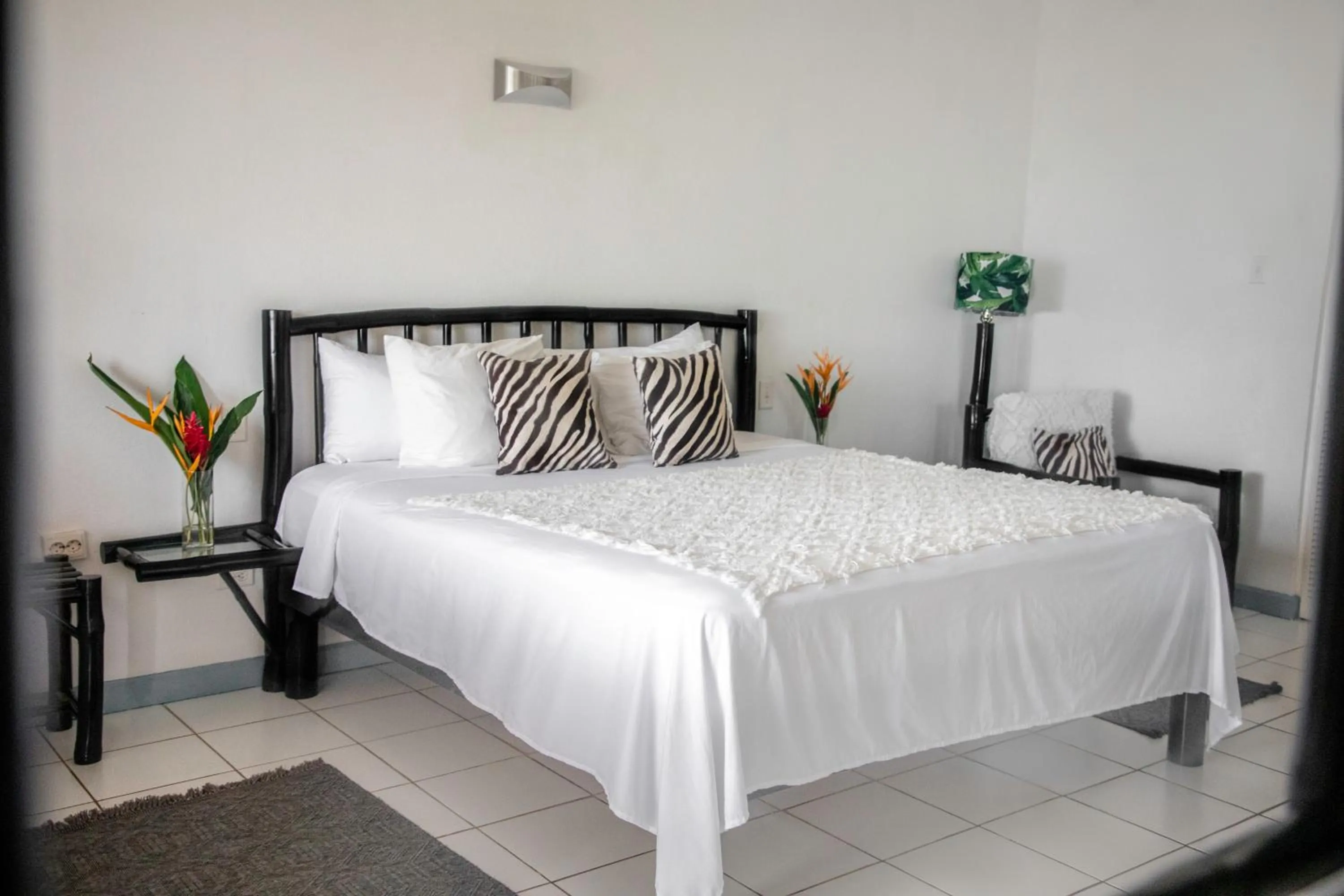 Bed in LF Jungle Retreat