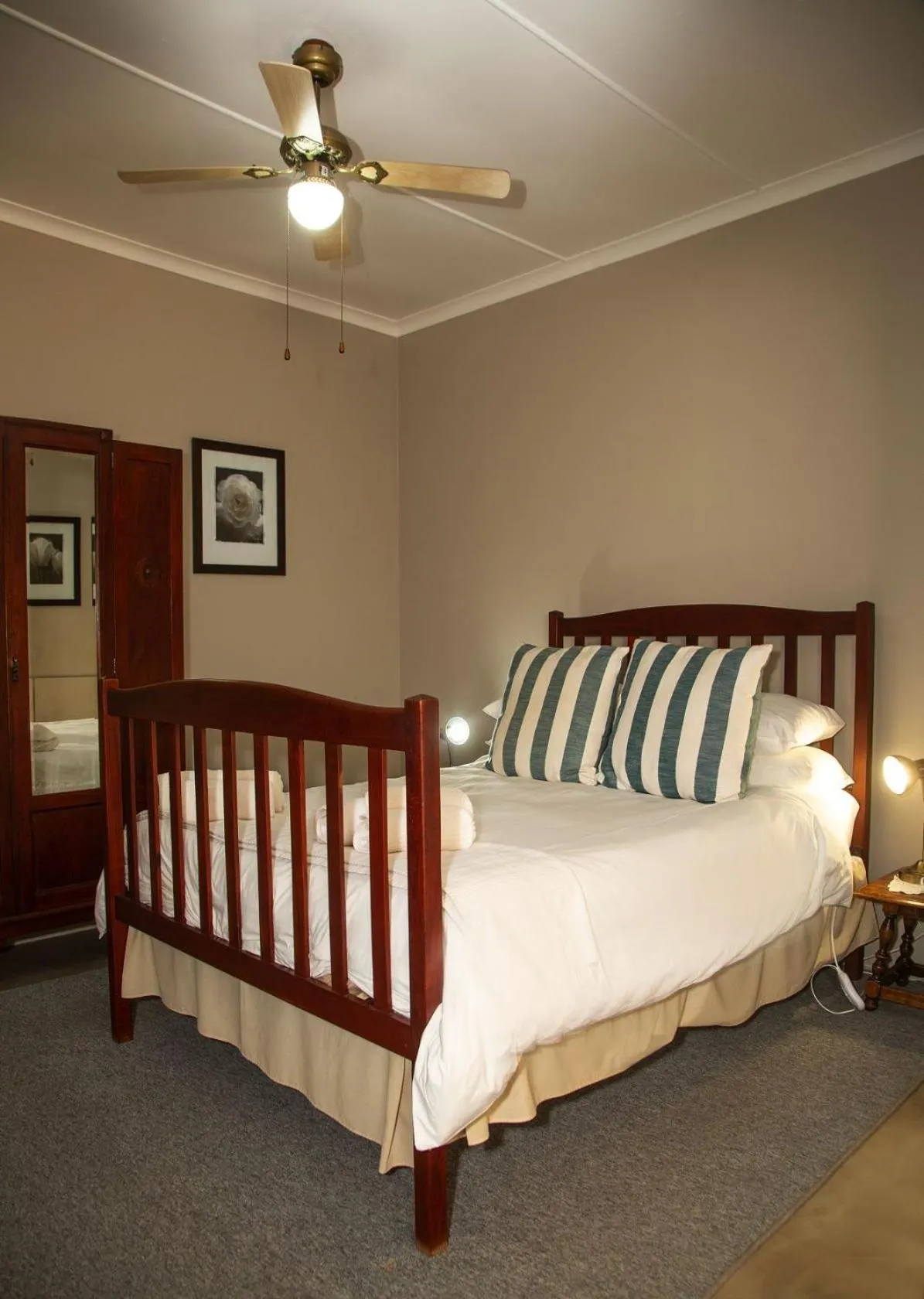 Bedroom, Bed in Sandy's Place