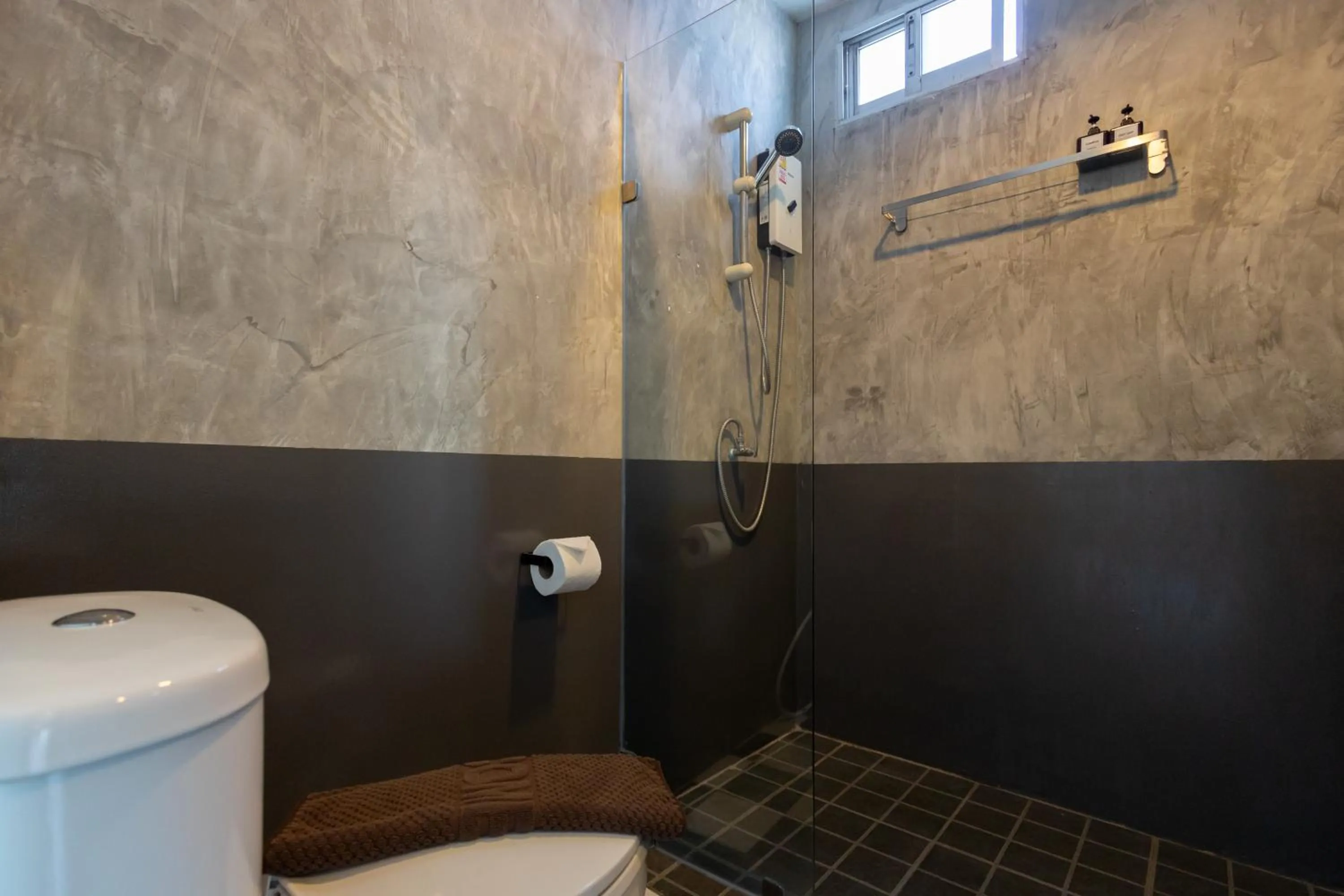 Shower in Nature Boutique Residence