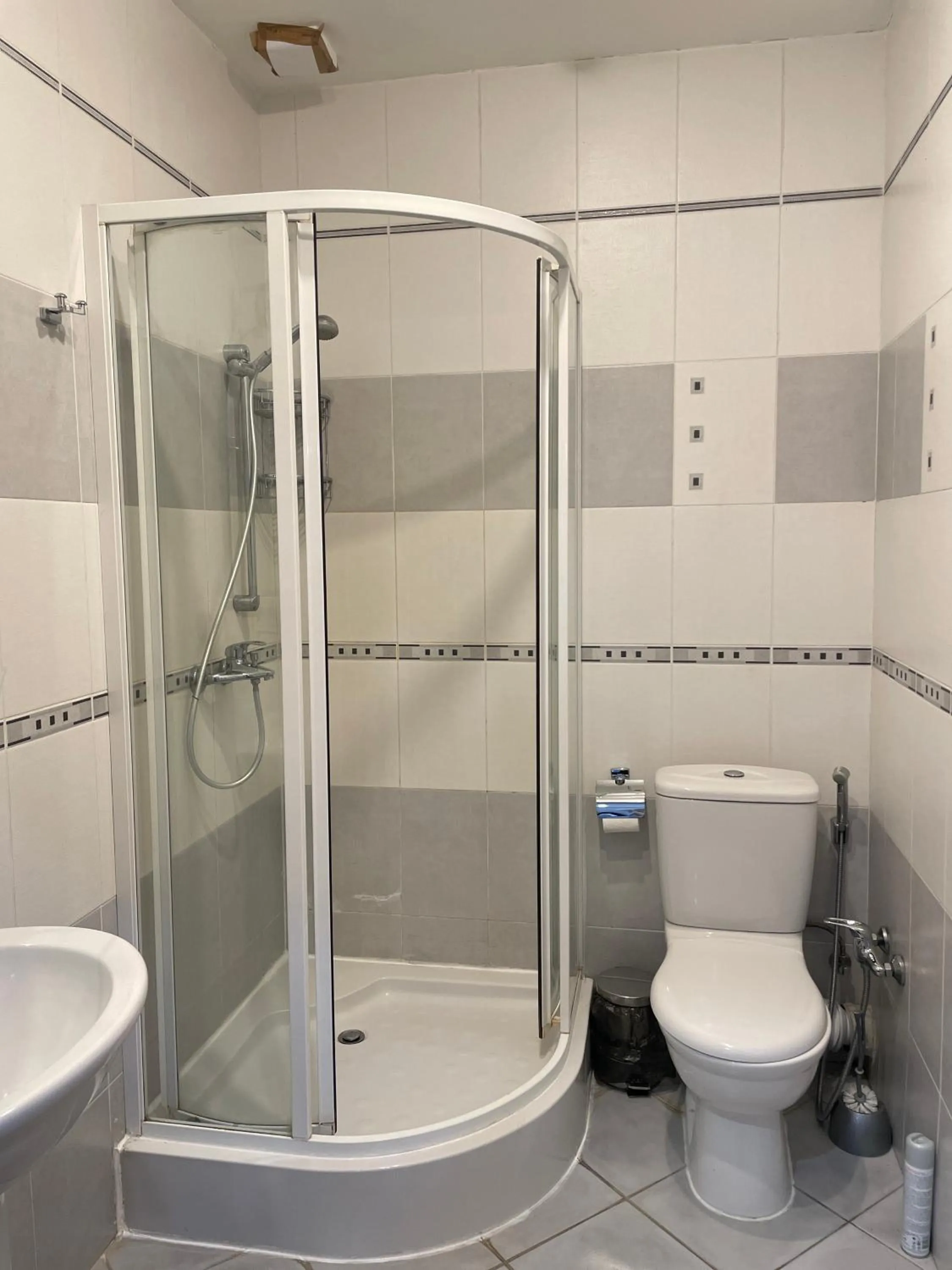 Bathroom in Apartment 5