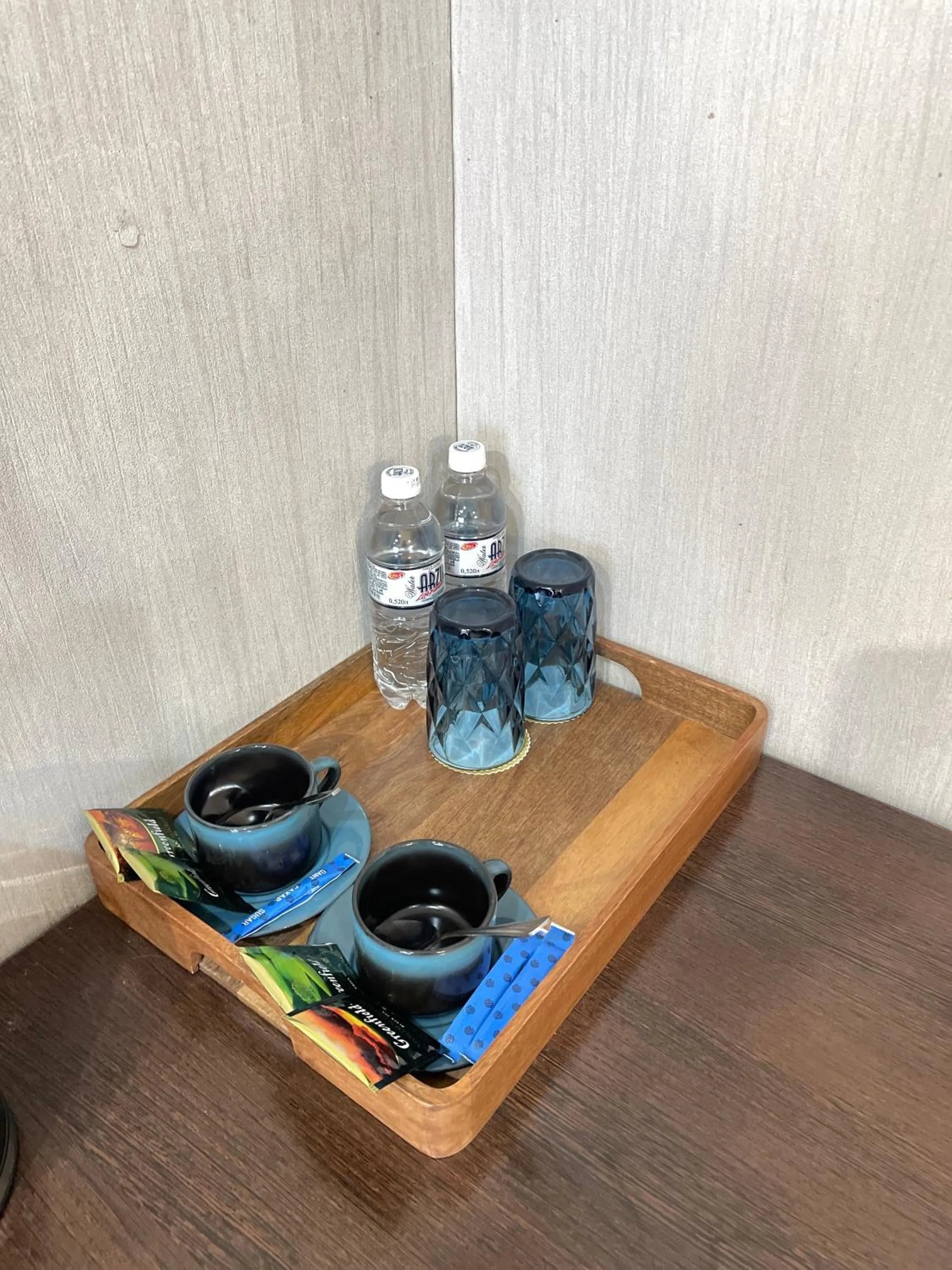 Decorative detail in Apartment 5