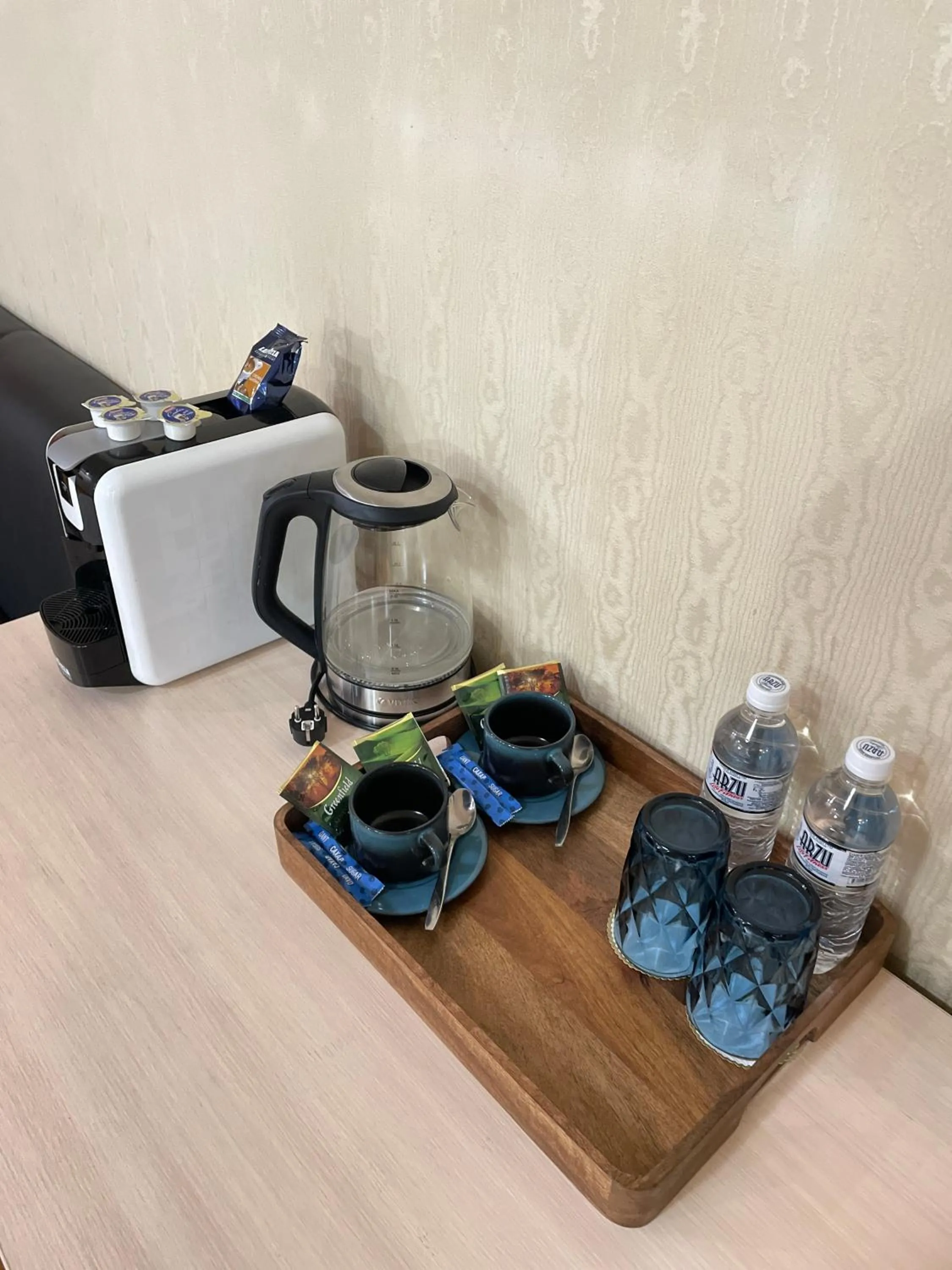 Decorative detail in Apartment 5