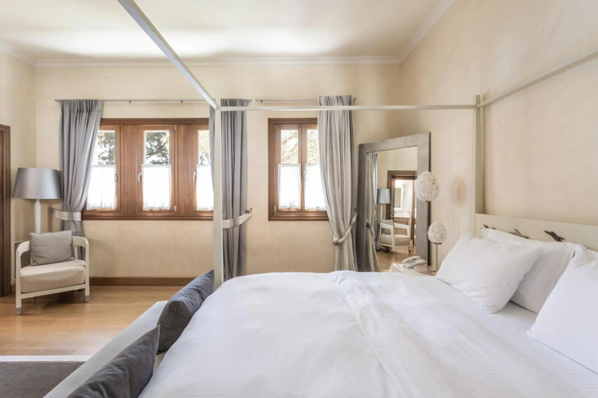 Bed in Villa Veneziano Lefkada