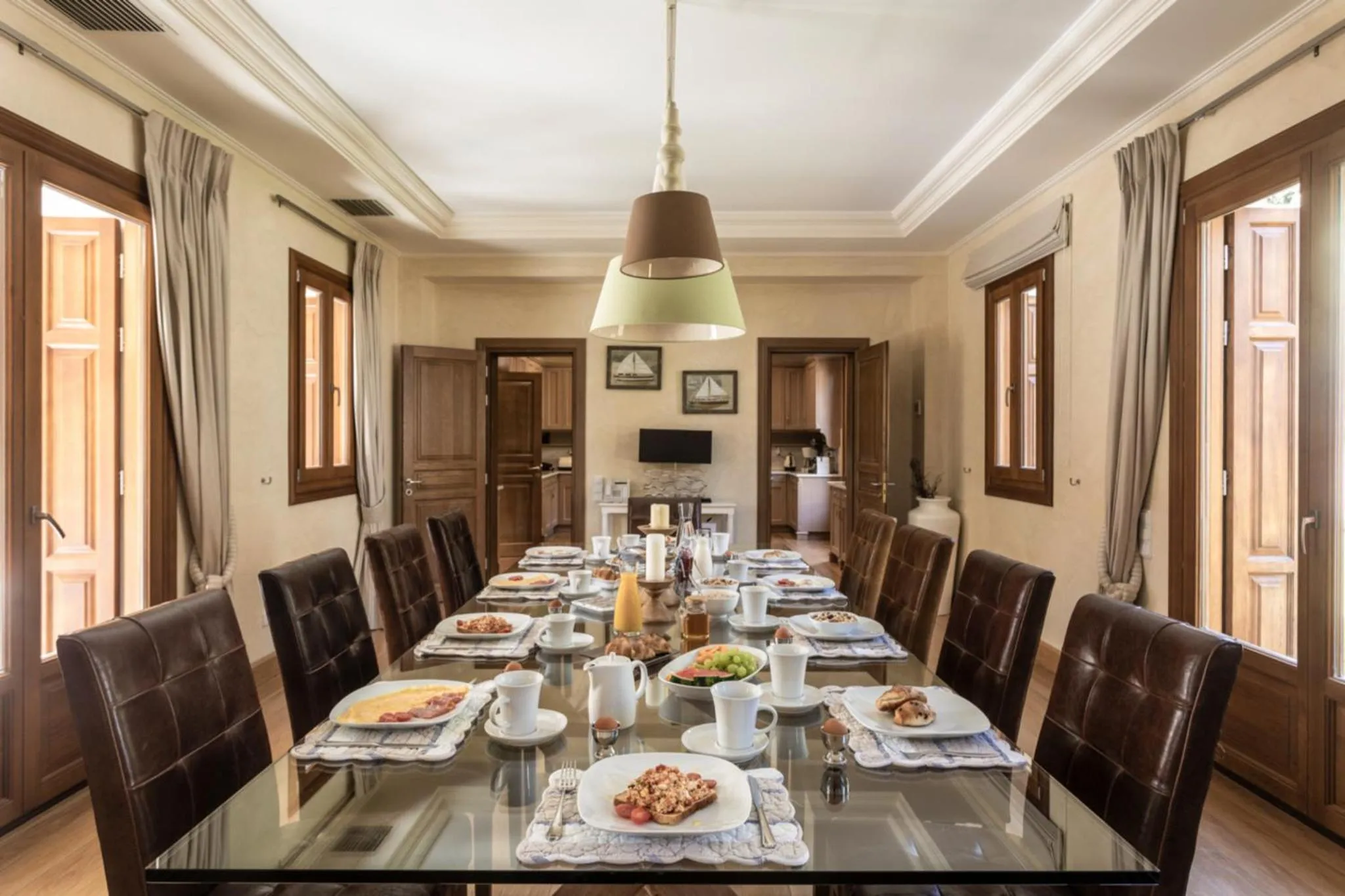 Food and drinks in Villa Veneziano Lefkada