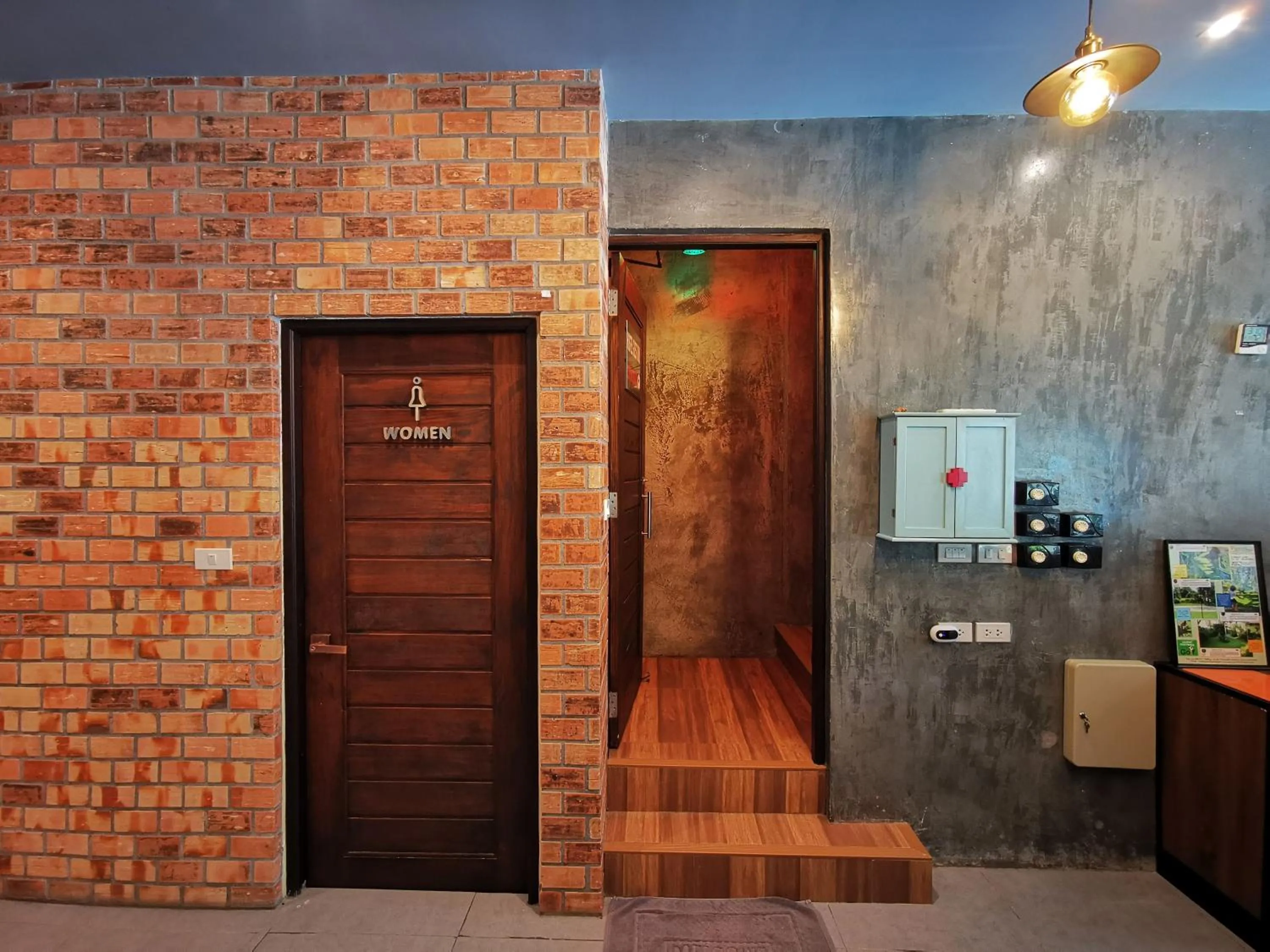 Area and facilities in Hi Samui Hostel