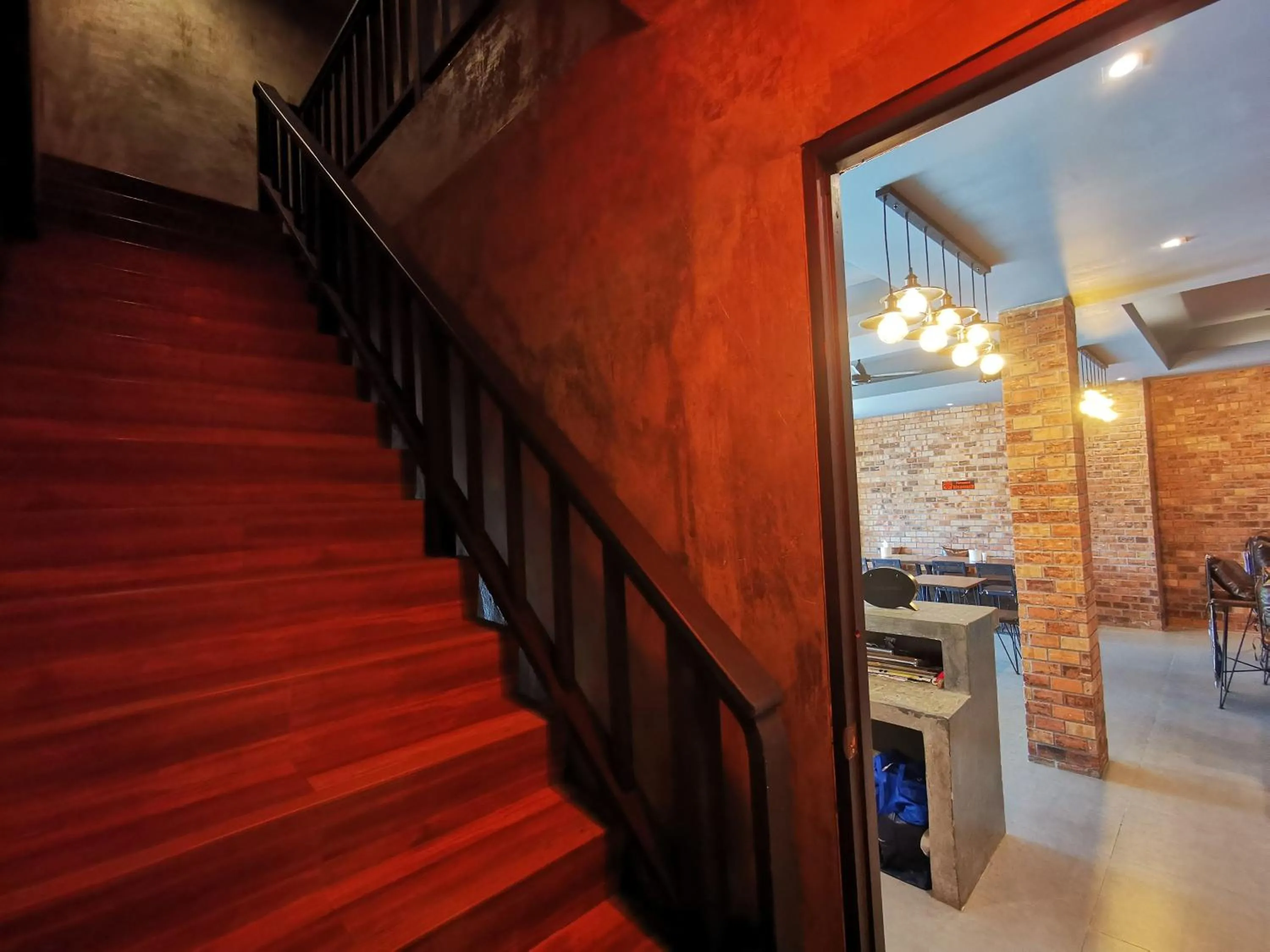 Area and facilities in Hi Samui Hostel