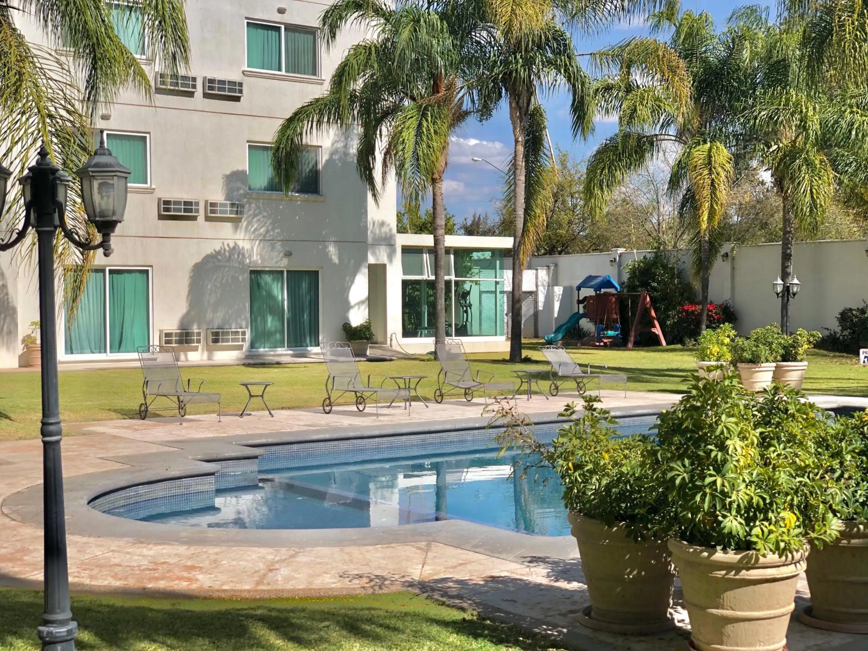 Swimming pool in Hotel Real de Minas Bajio
