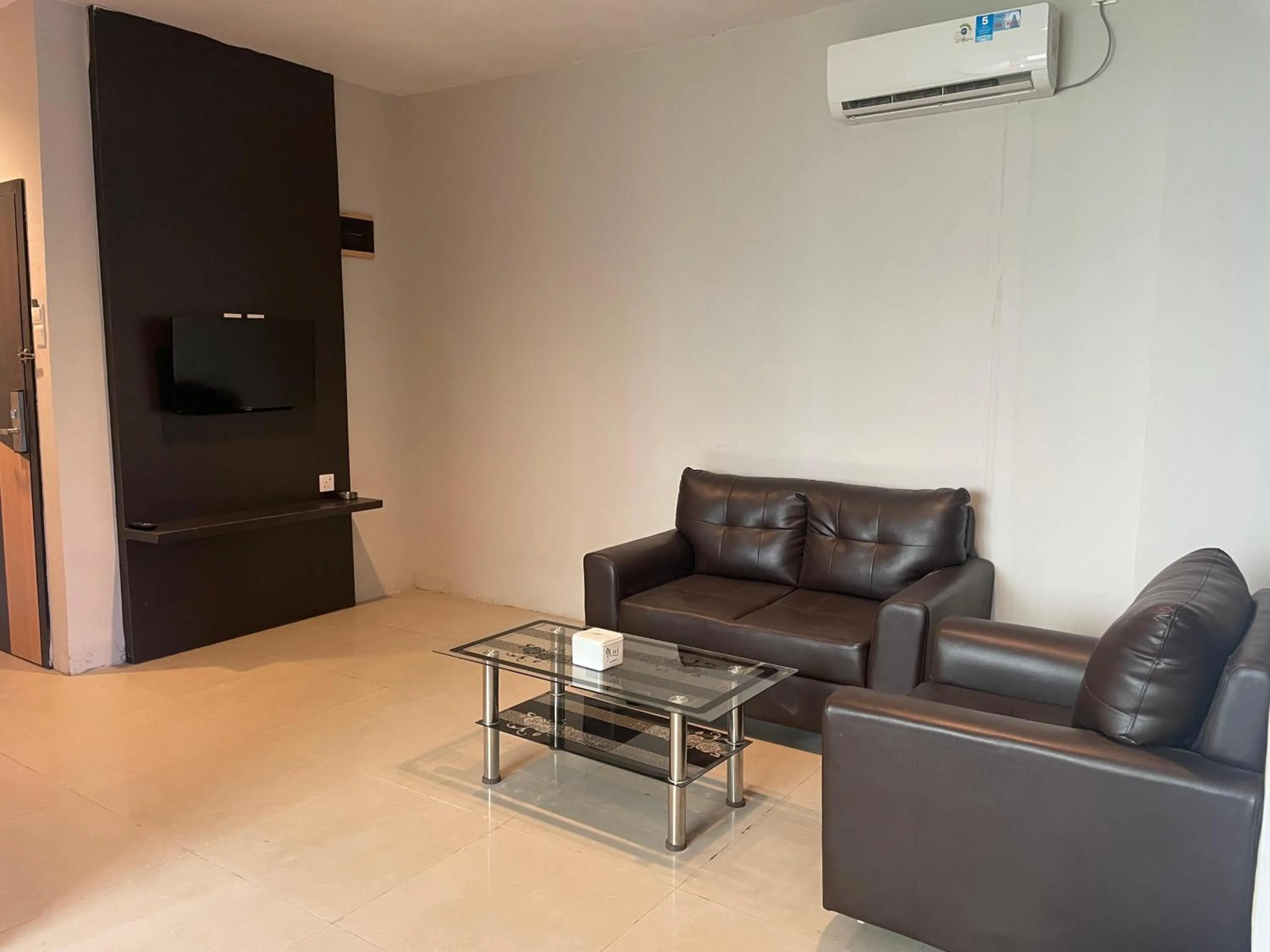 Living room in Baloi View Apartment