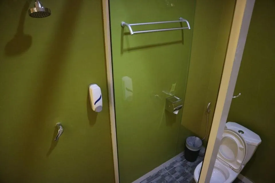 Shower in Baloi View Apartment