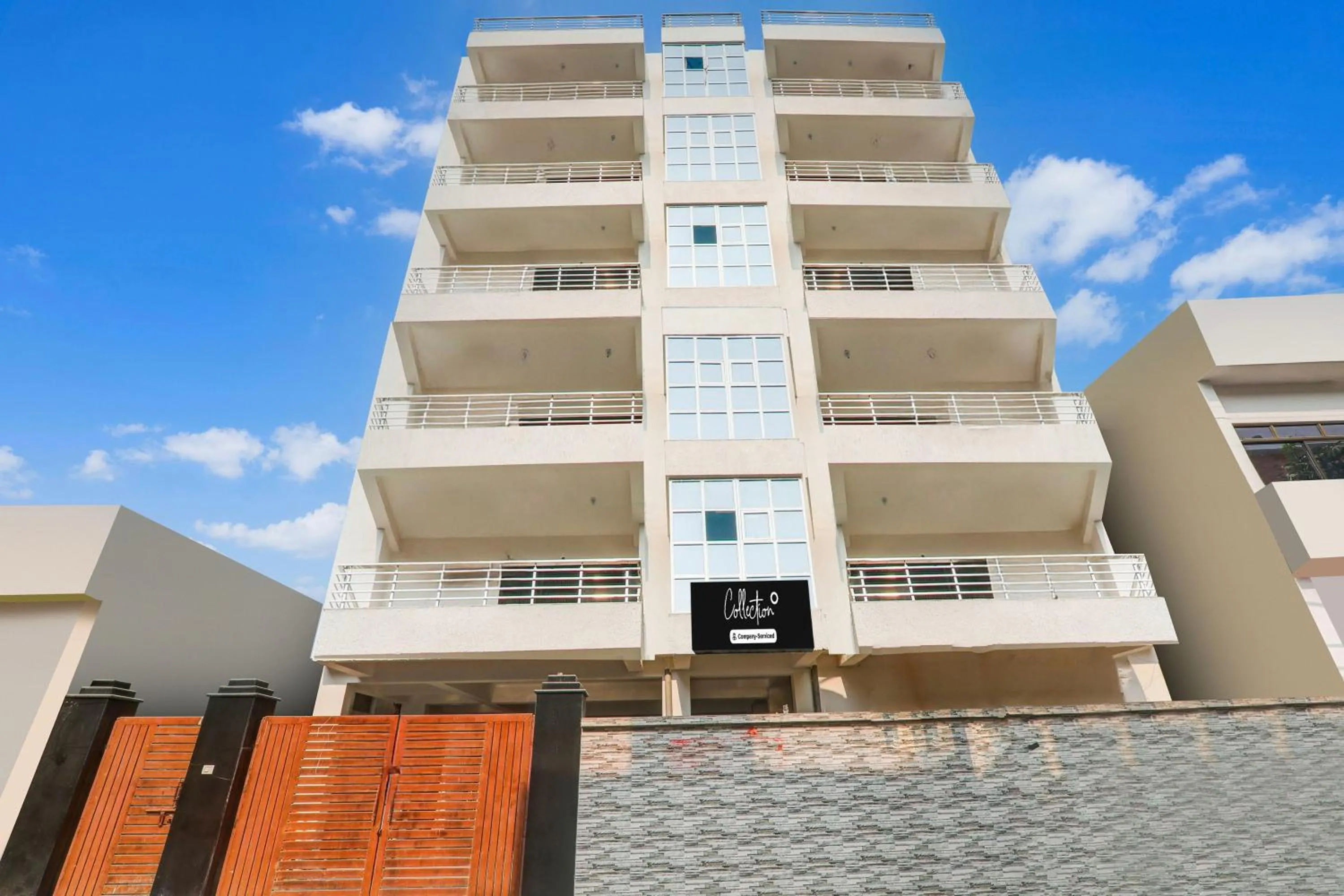 Facade/entrance in Super Collection O Chitaipur IIT BHU Campus Varanasi