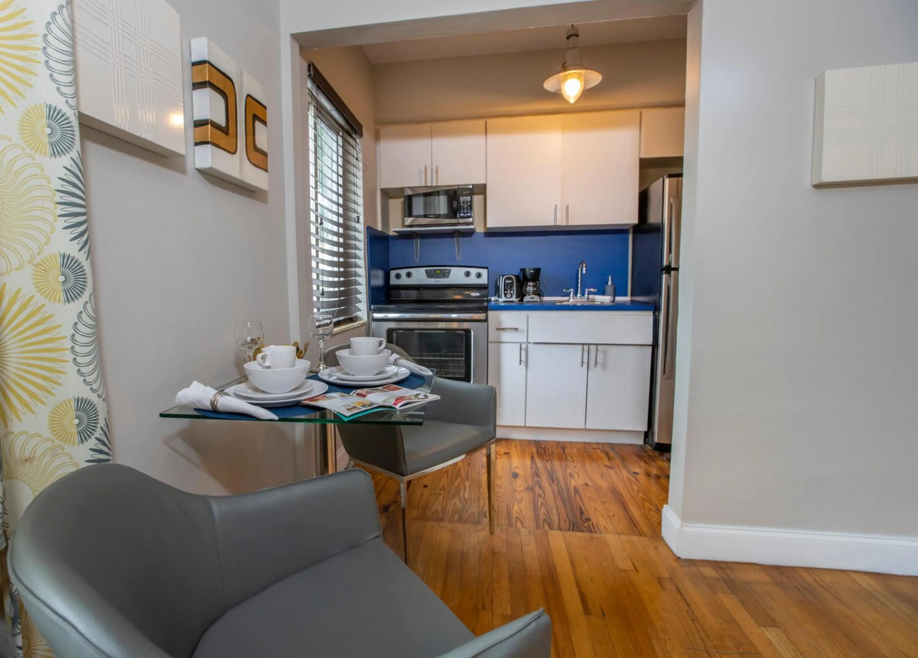 Kitchen or kitchenette in Beachside All Suites Hotel