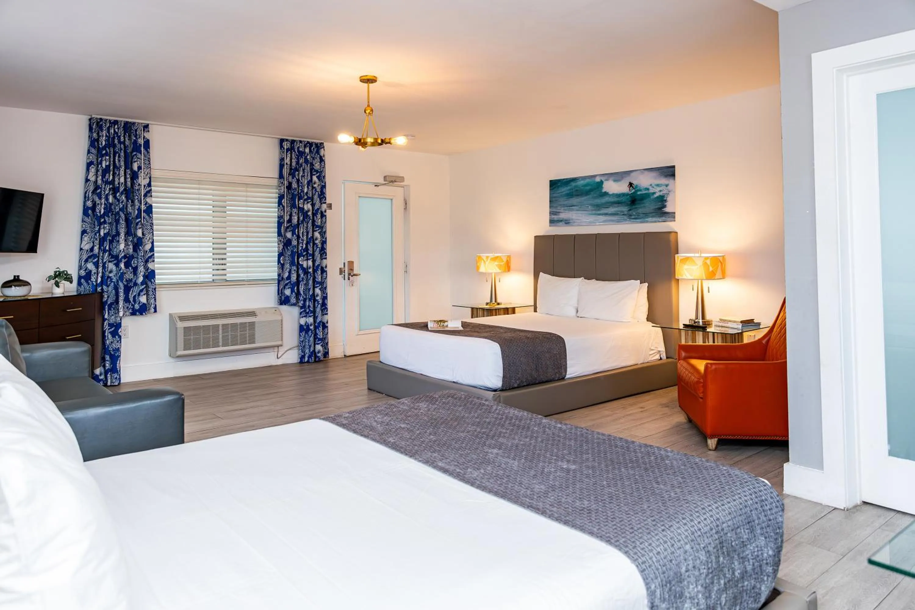 Bed in Beachside All Suites Hotel