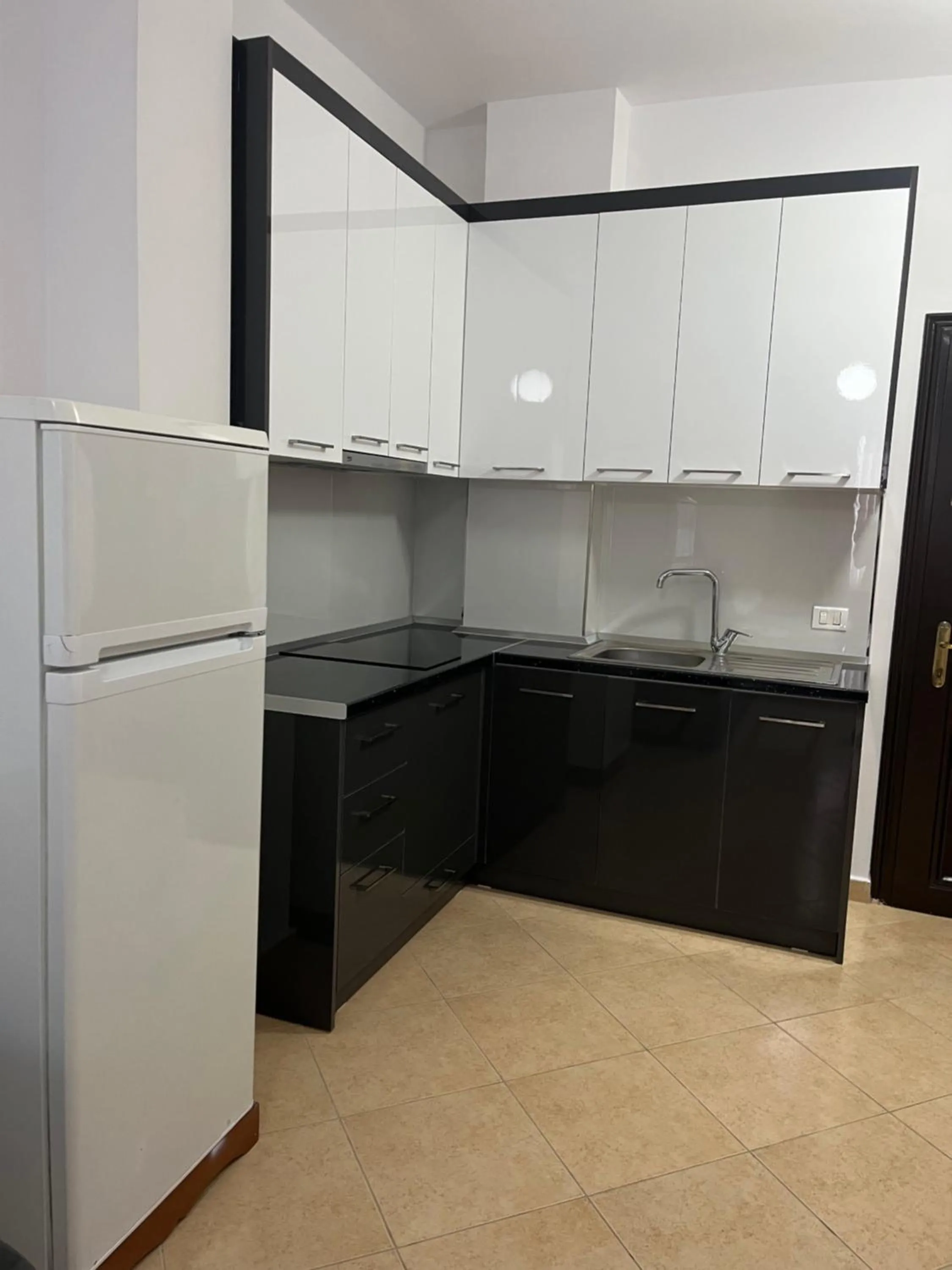 Besi Apartments