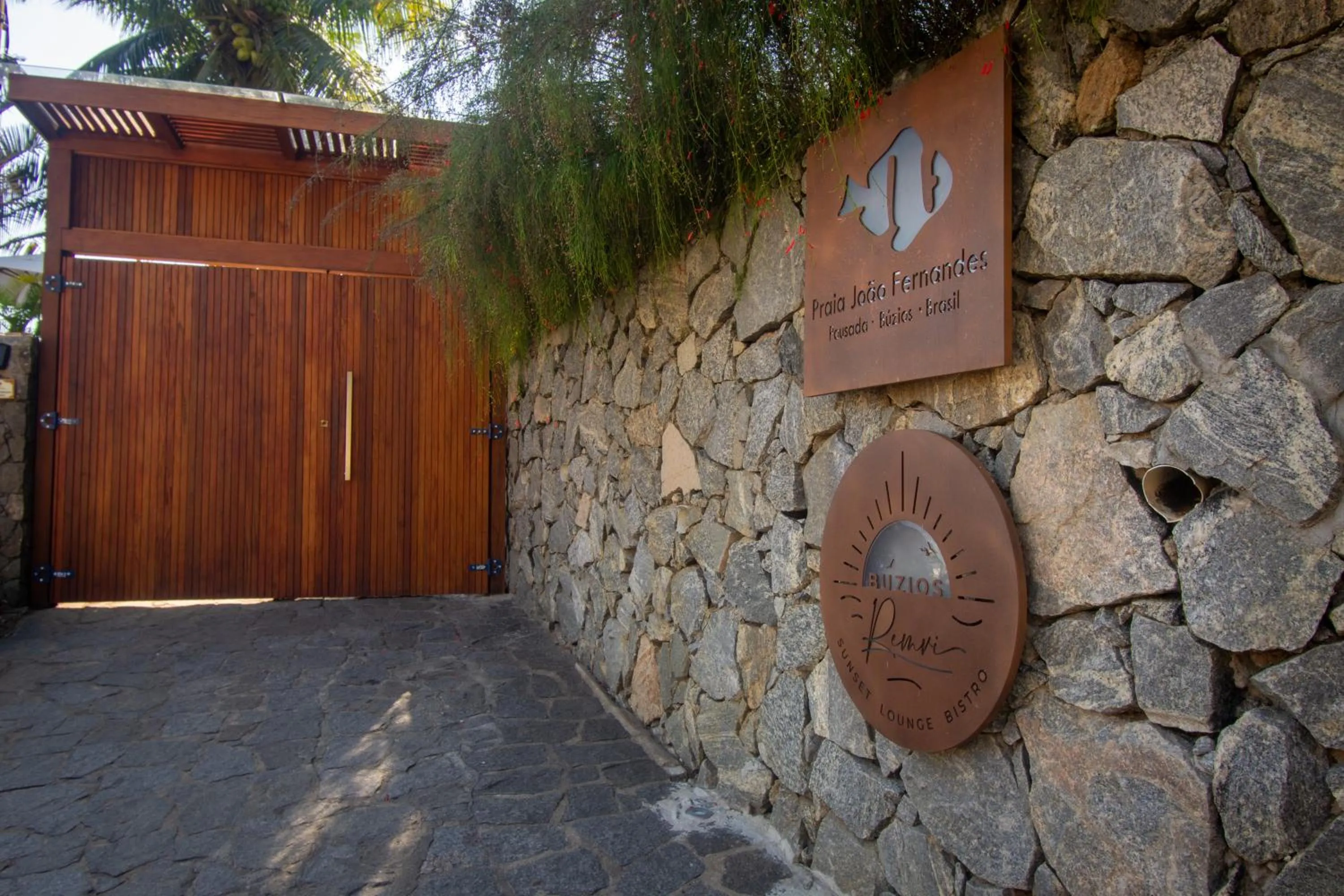Property building in Pousada Praia João Fernandes