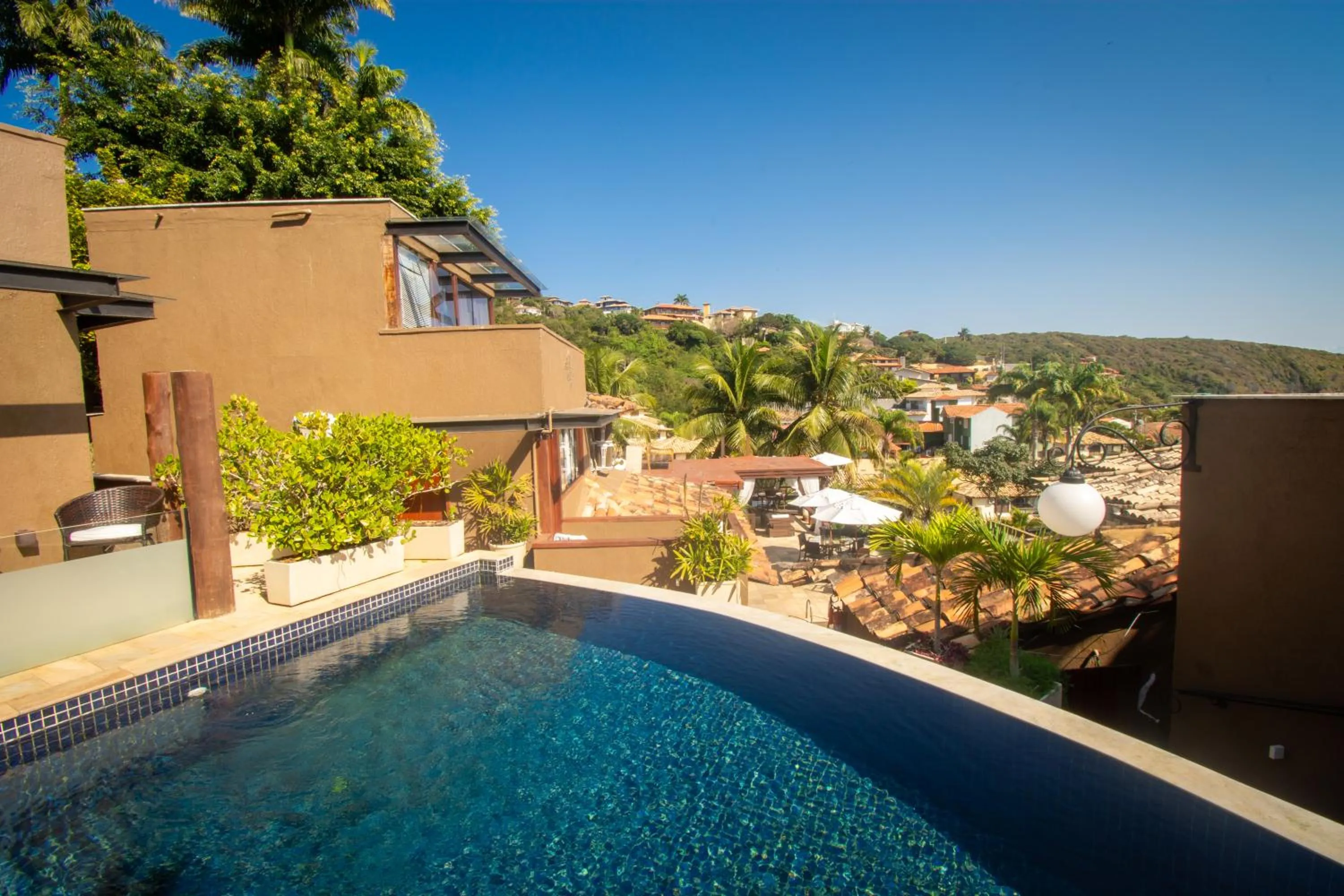 Swimming pool in Pousada Praia João Fernandes