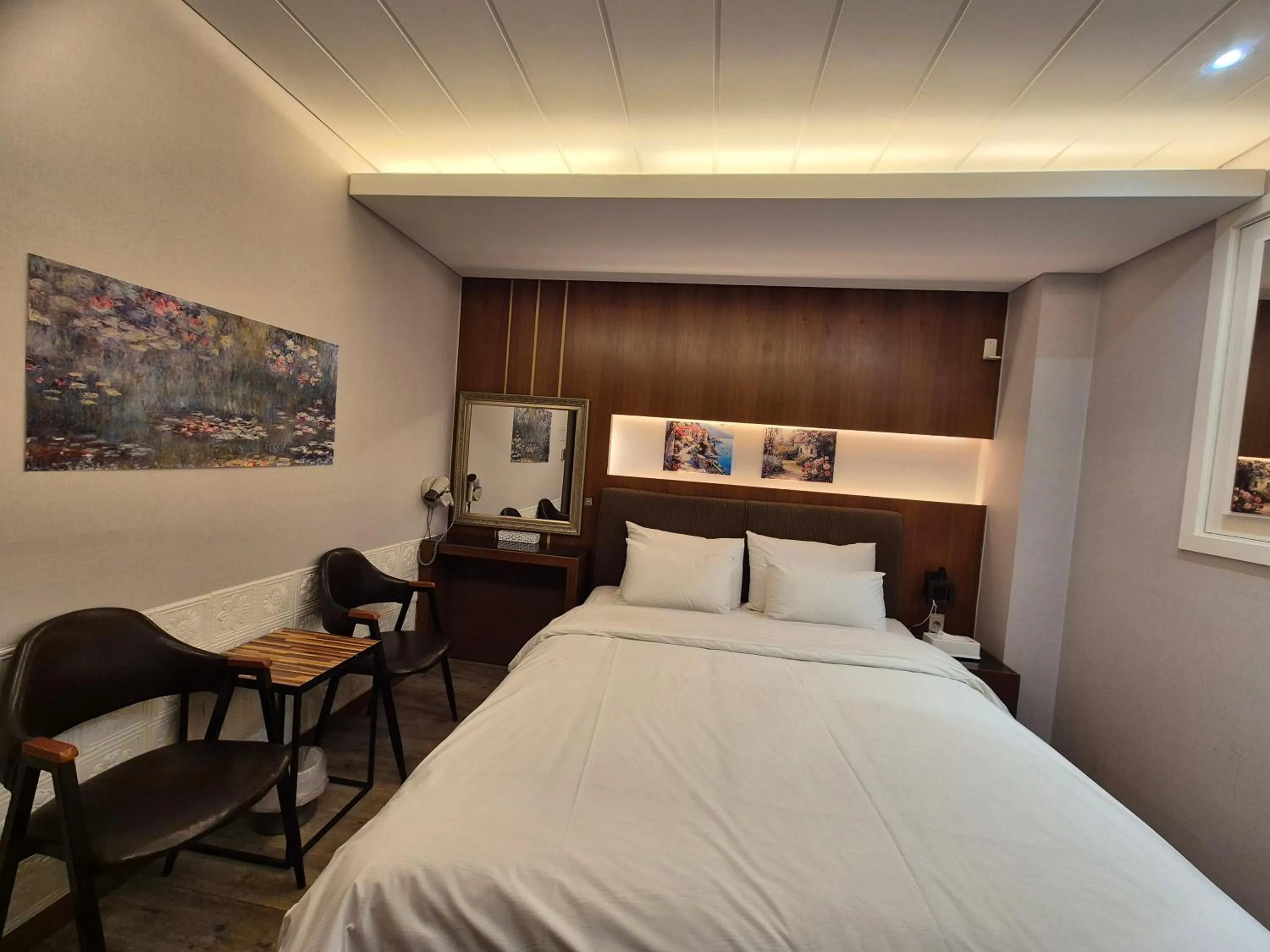 Bed in New Day Hotel Gangnam