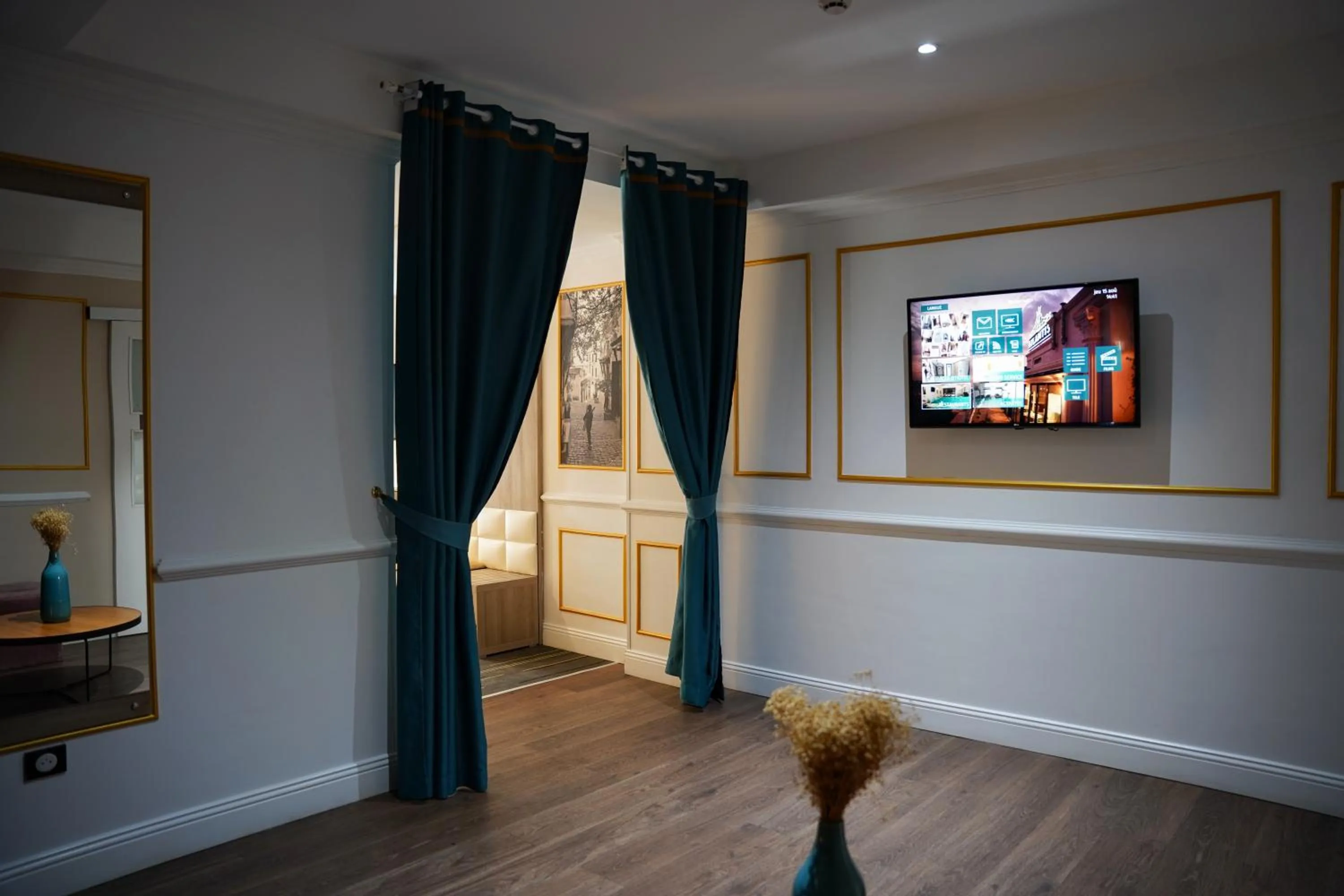 Atlantis Alger Chevalley