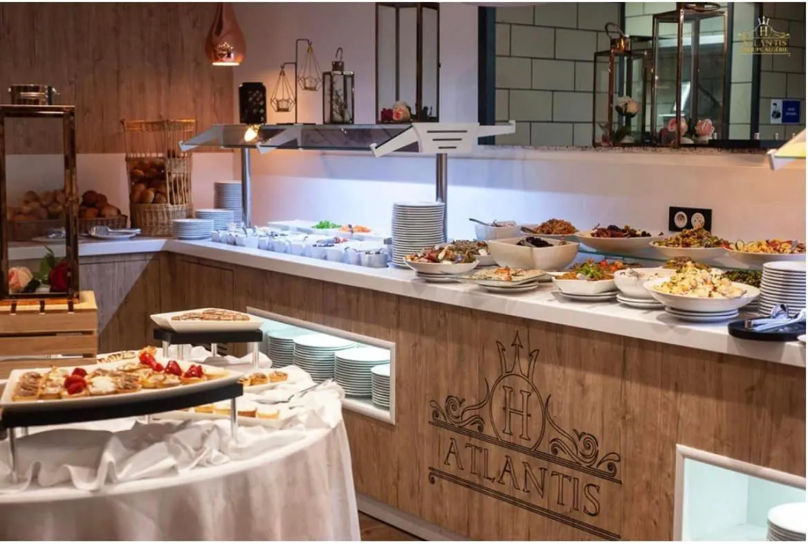 Food and drinks in Atlantis Alger Chevalley