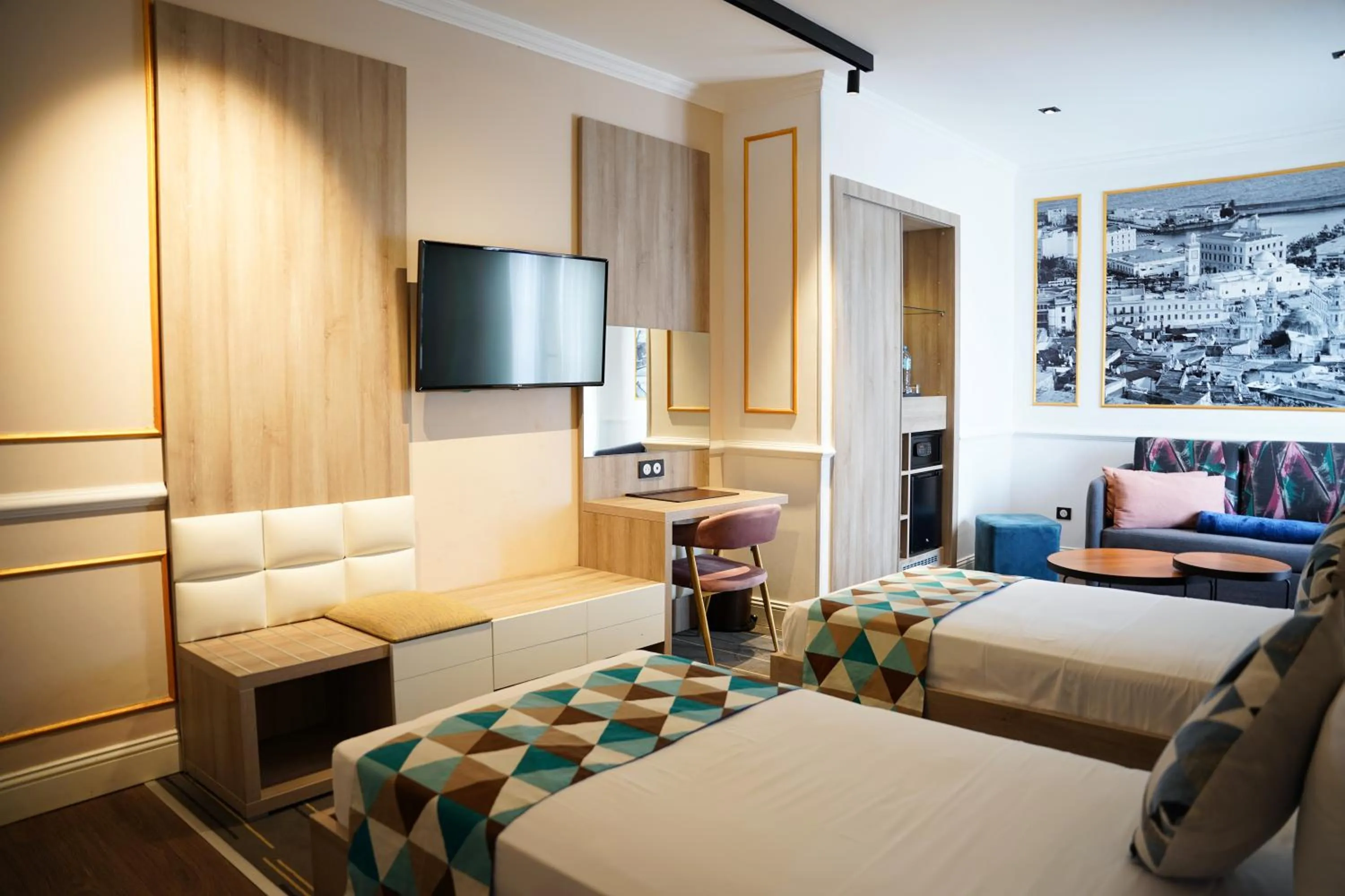 Bed in Atlantis Alger Chevalley