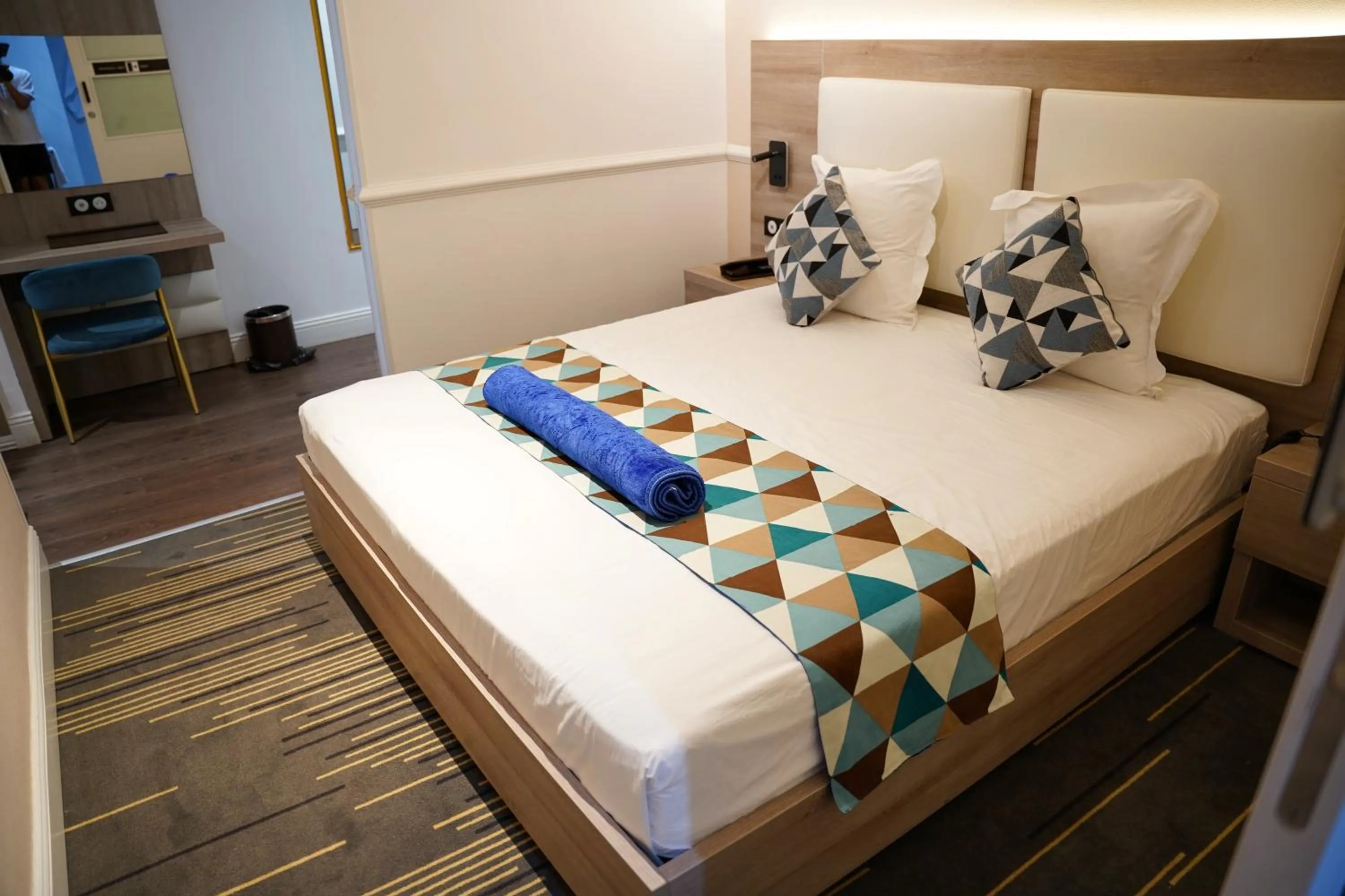 Bed in Atlantis Alger Chevalley