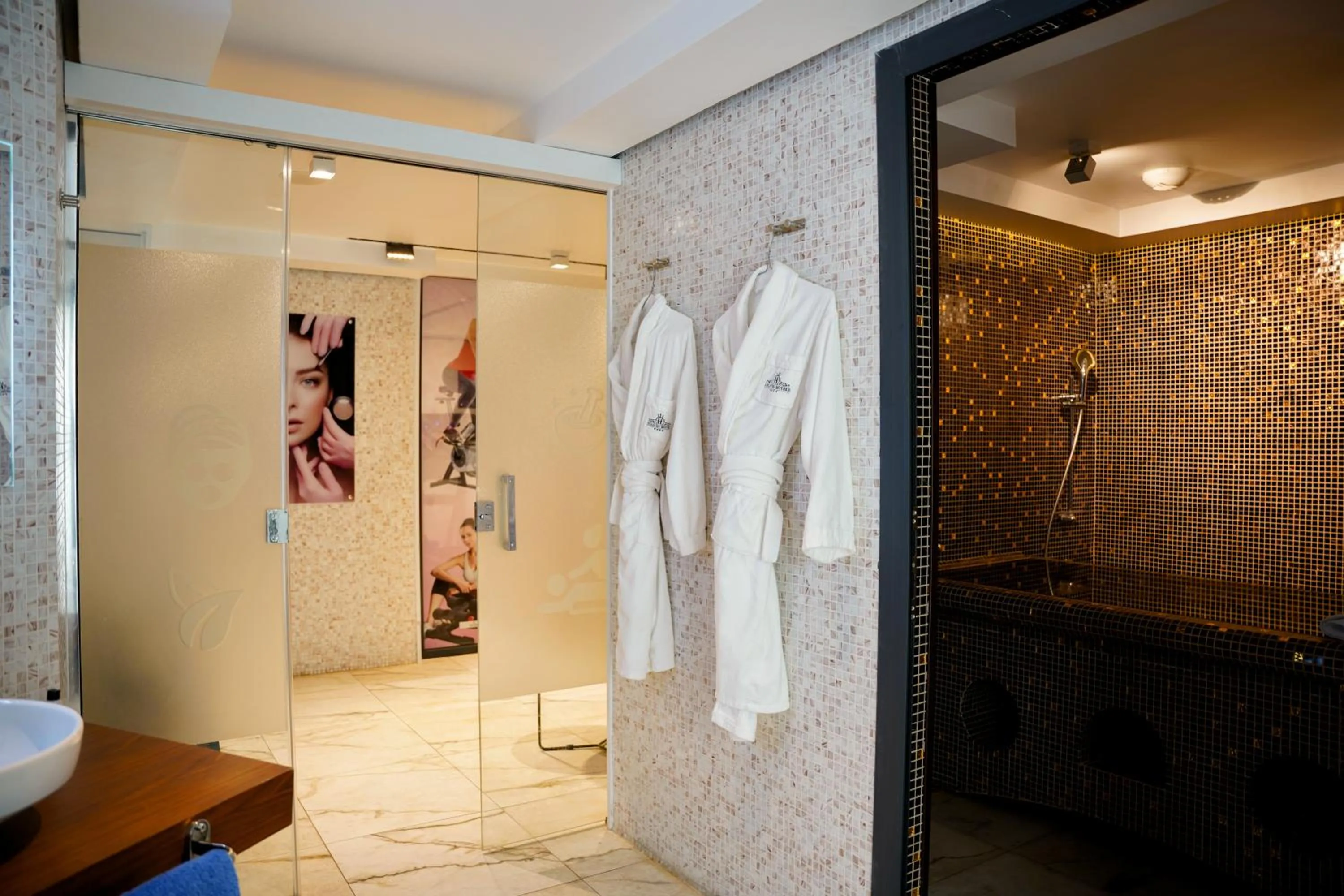 Atlantis Alger Chevalley