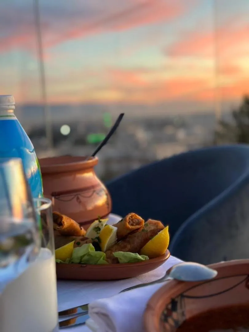 Food and drinks in Atlantis Alger Chevalley