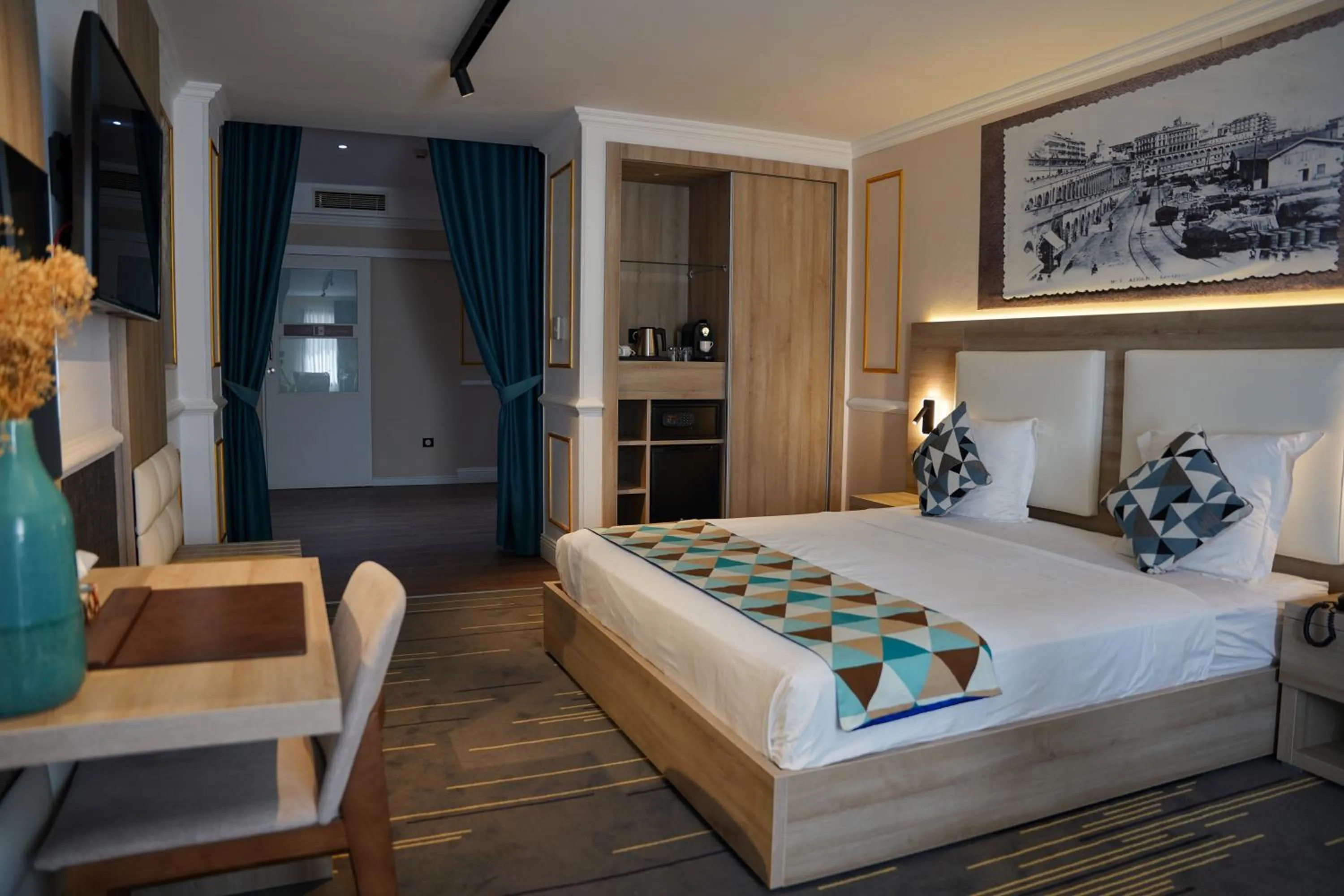 Bed in Atlantis Alger Chevalley