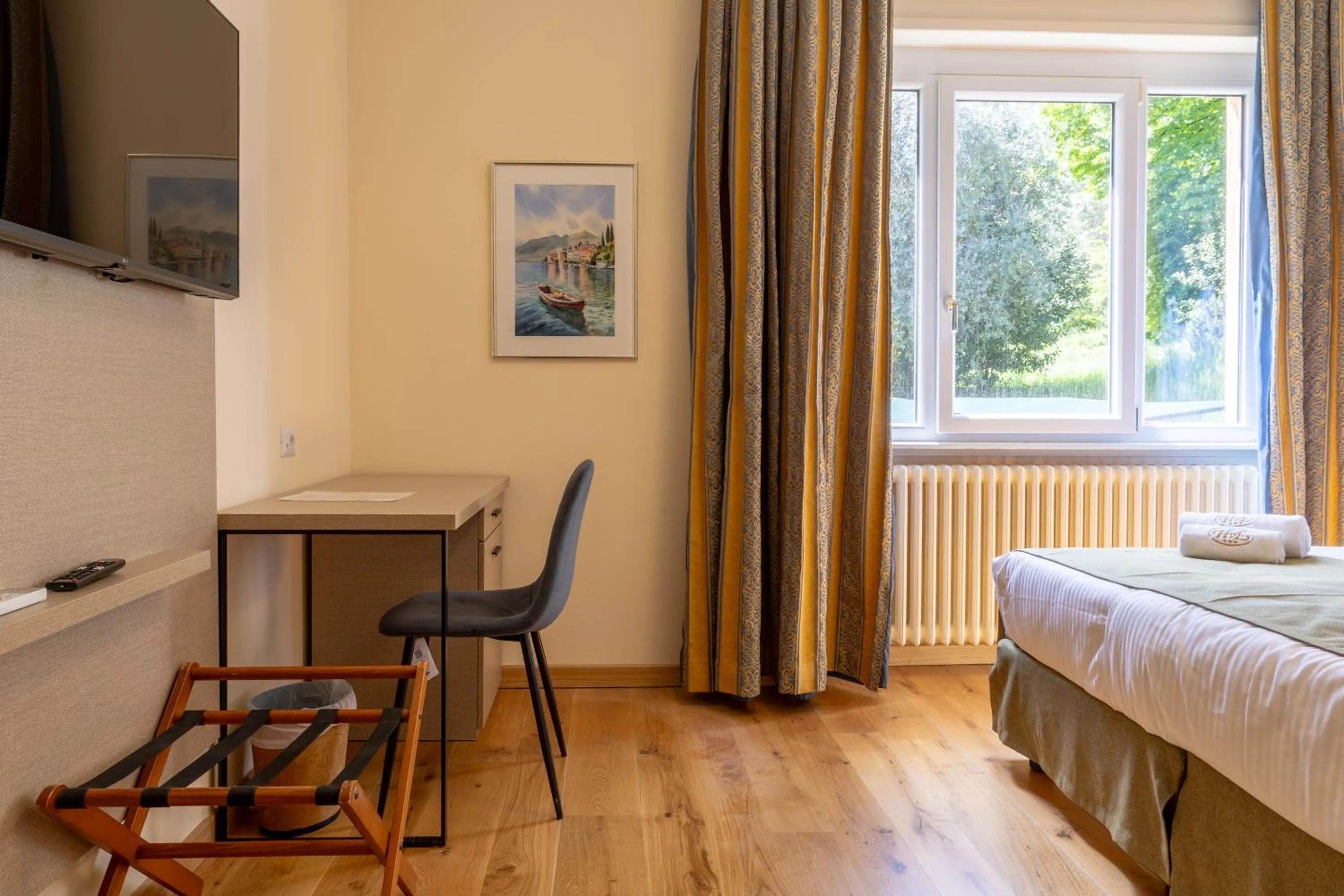 Photo of the whole room, Bed in Albergo Villa Edy