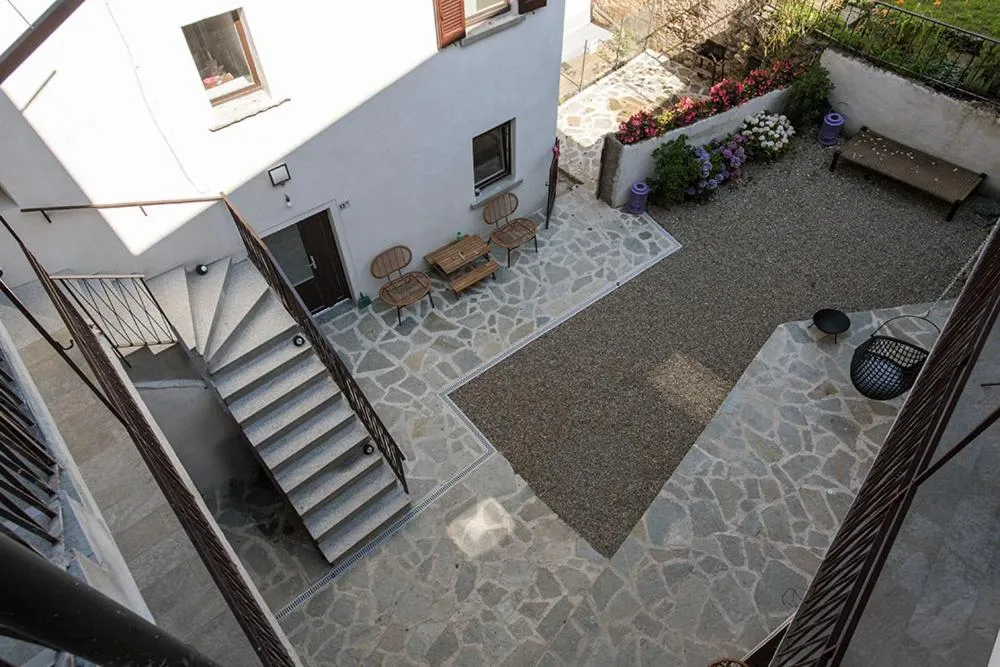 Stresa Complex LevOasi