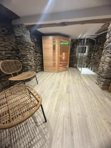 Stresa Complex LevOasi