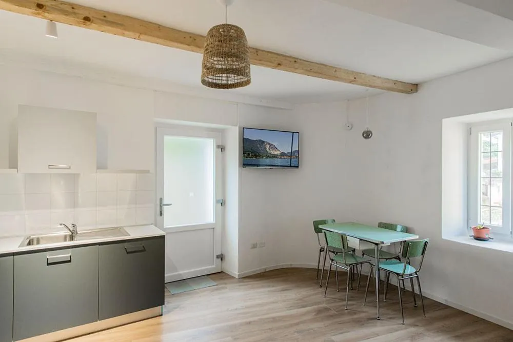 Stresa Complex LevOasi