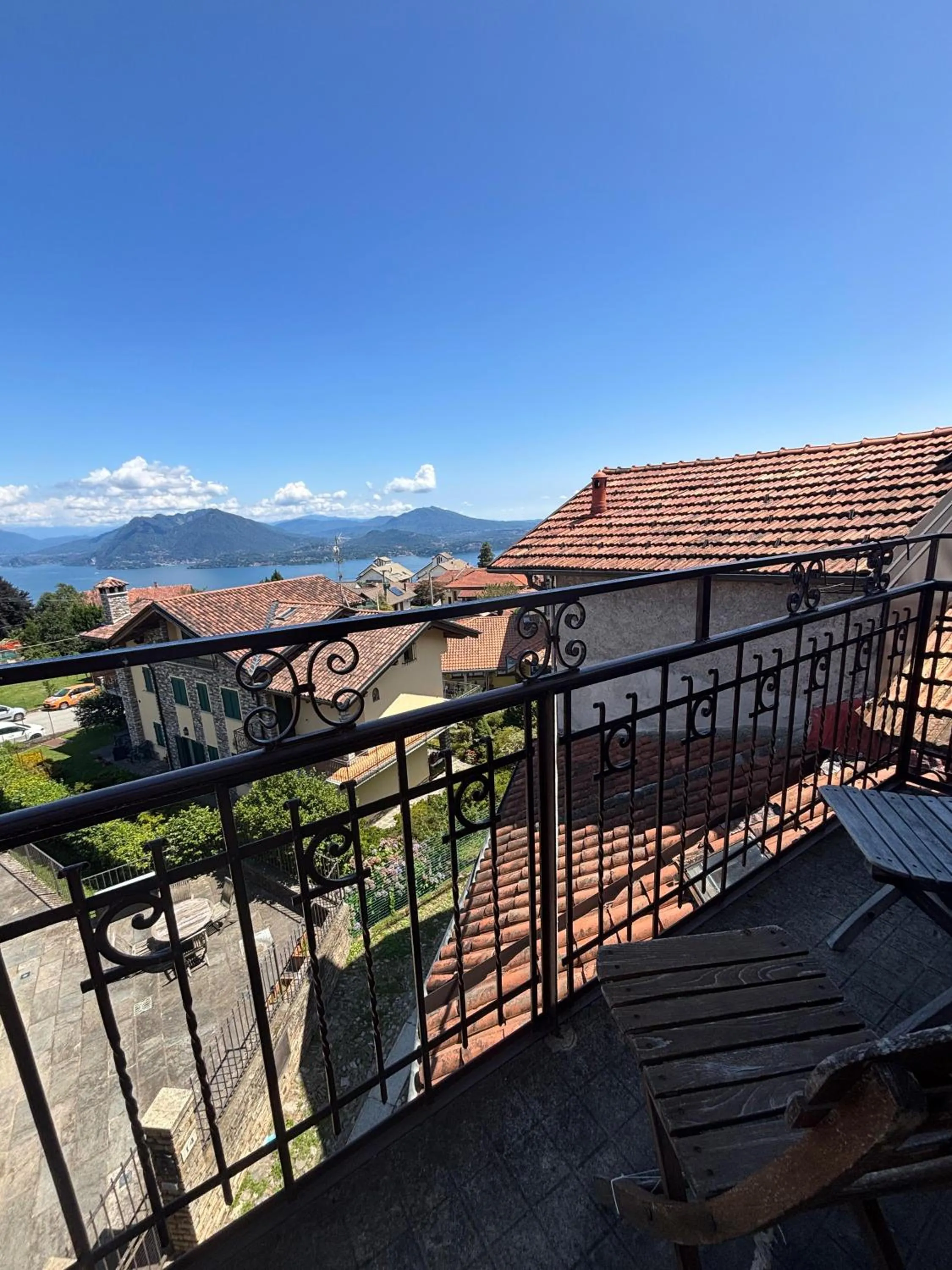 Stresa Complex LevOasi