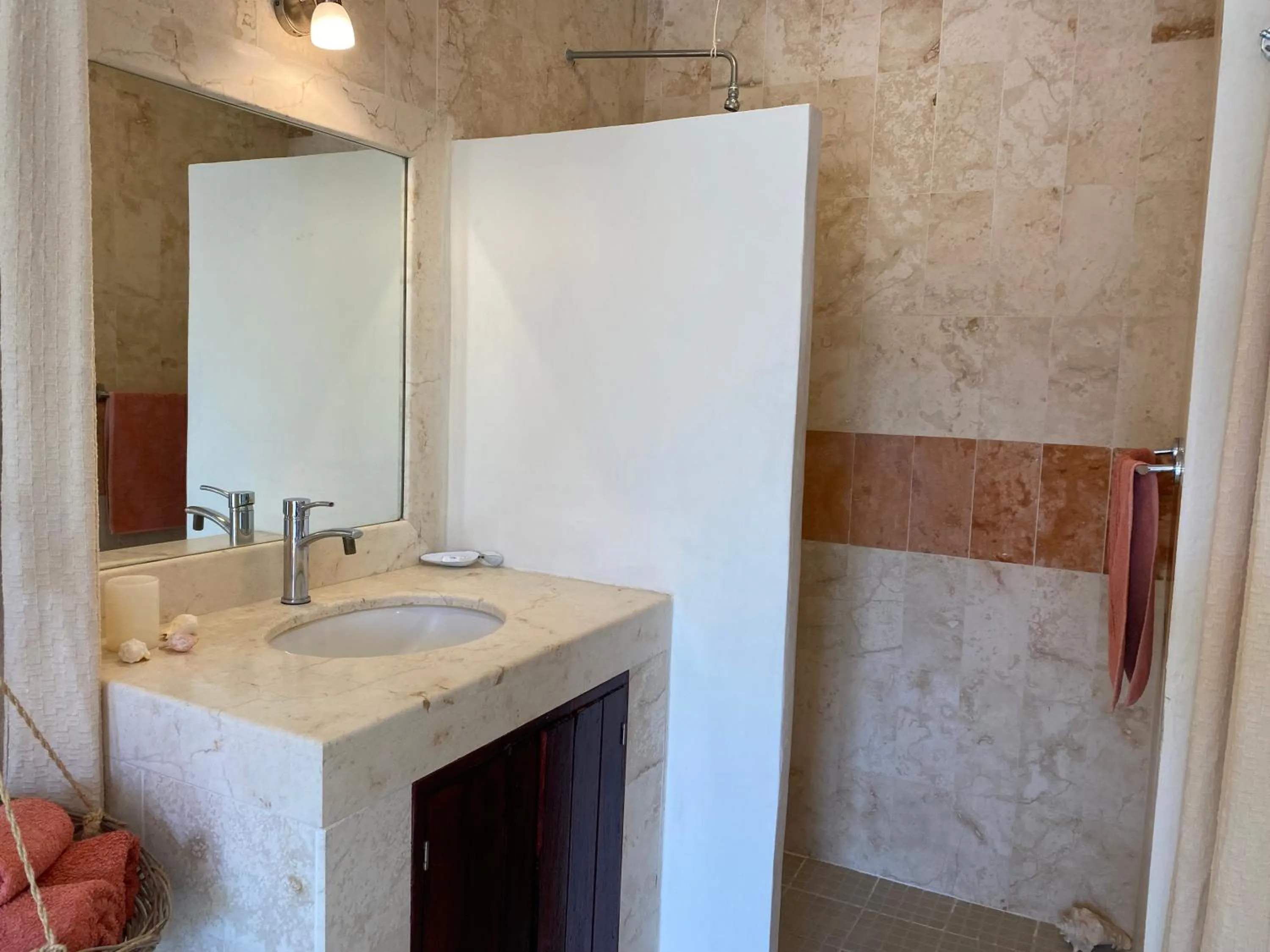 Shower in Hotel La Piazzetta