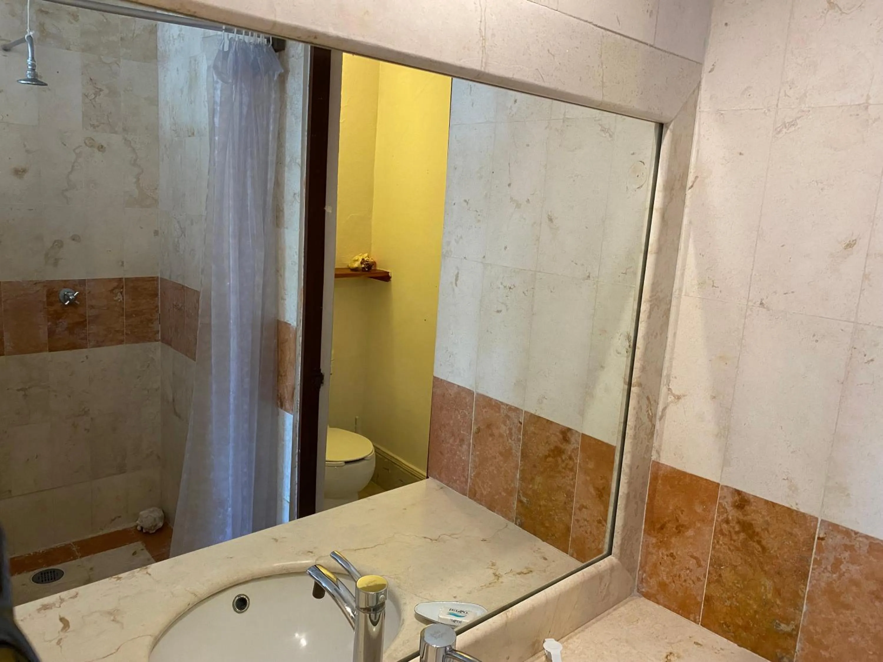 Toilet in Hotel La Piazzetta