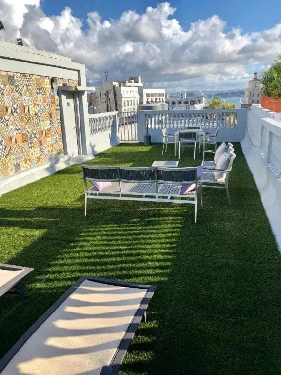 Entertainment in Navona Studios