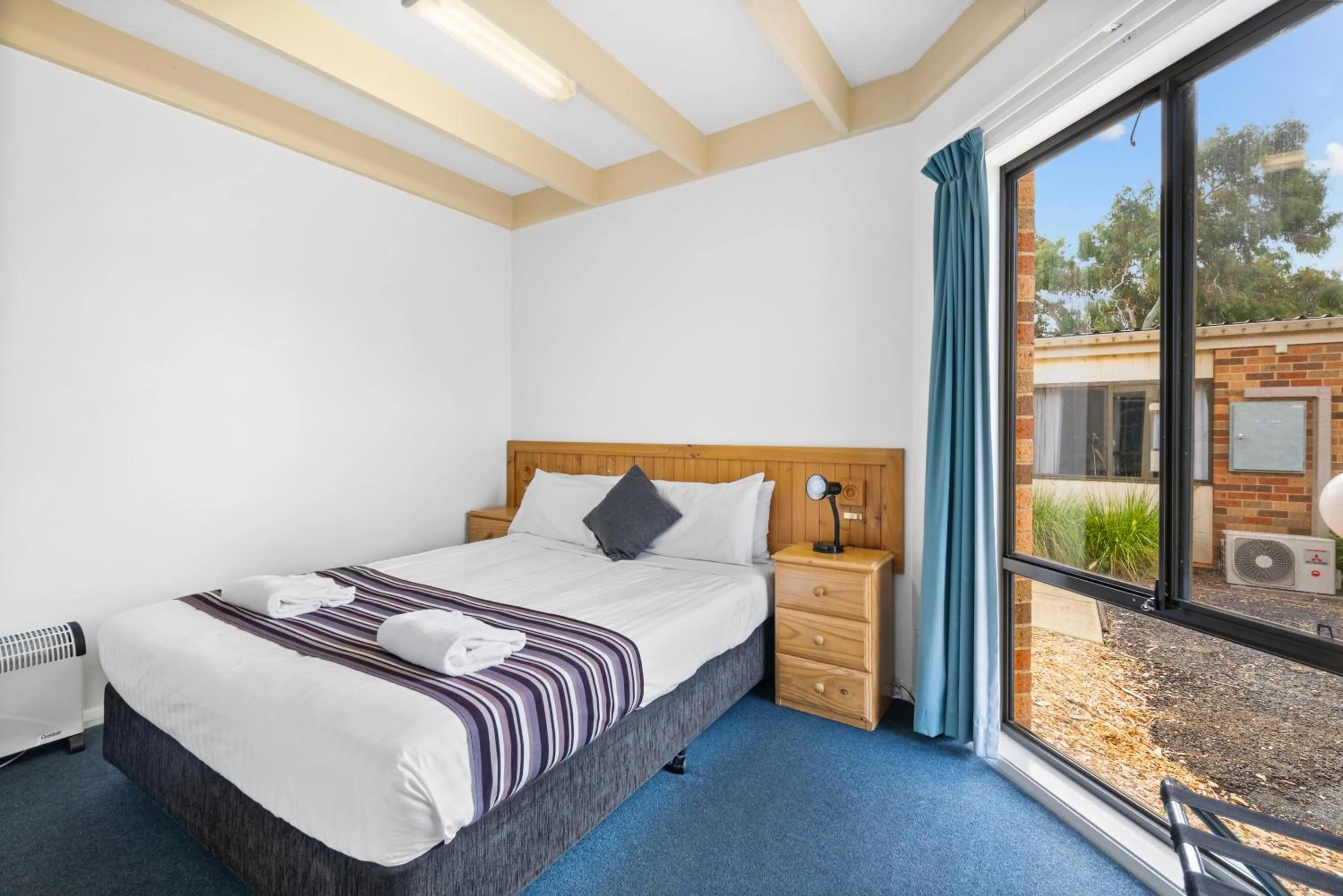 Bed in Sundown Villas