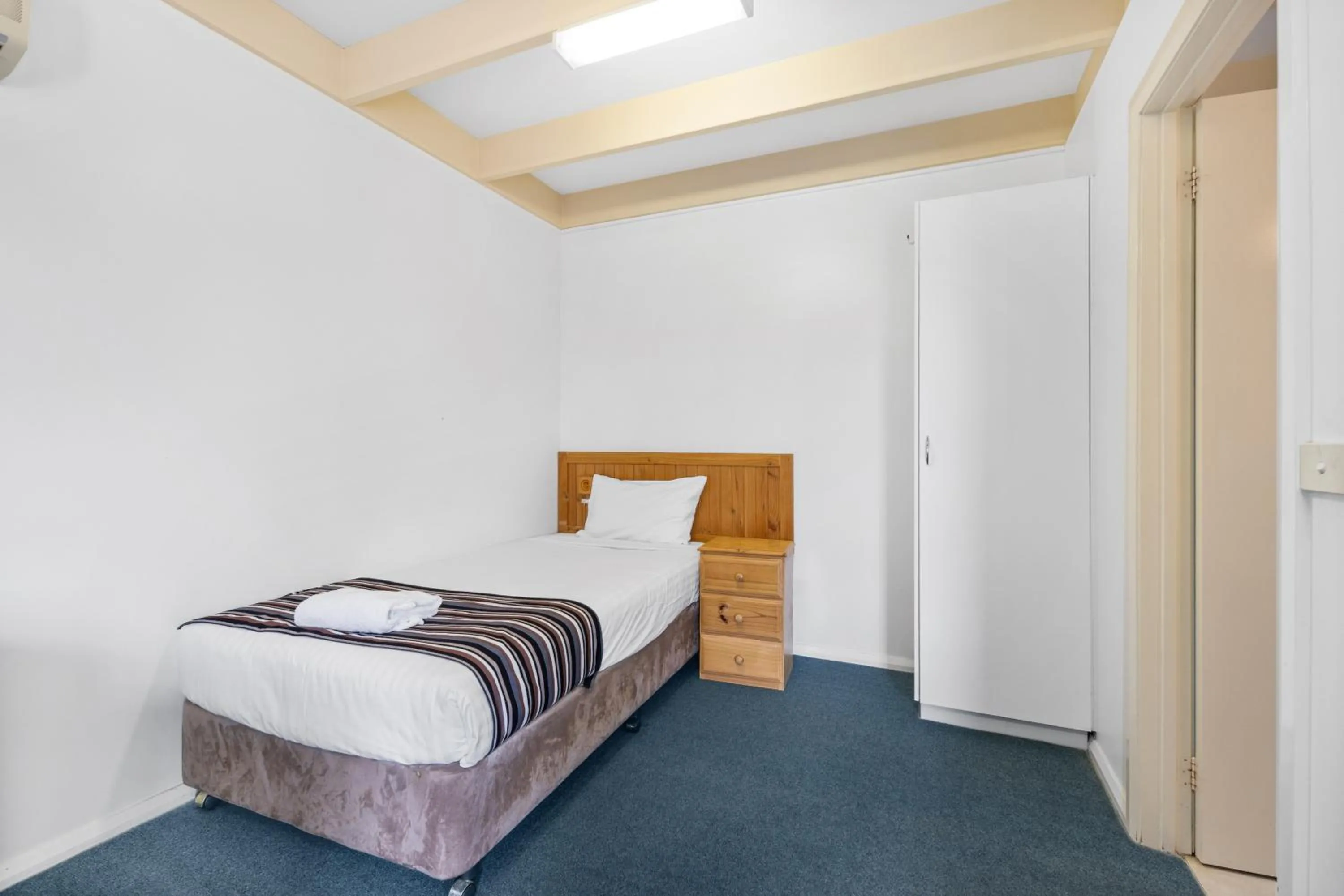 Bed in Sundown Villas