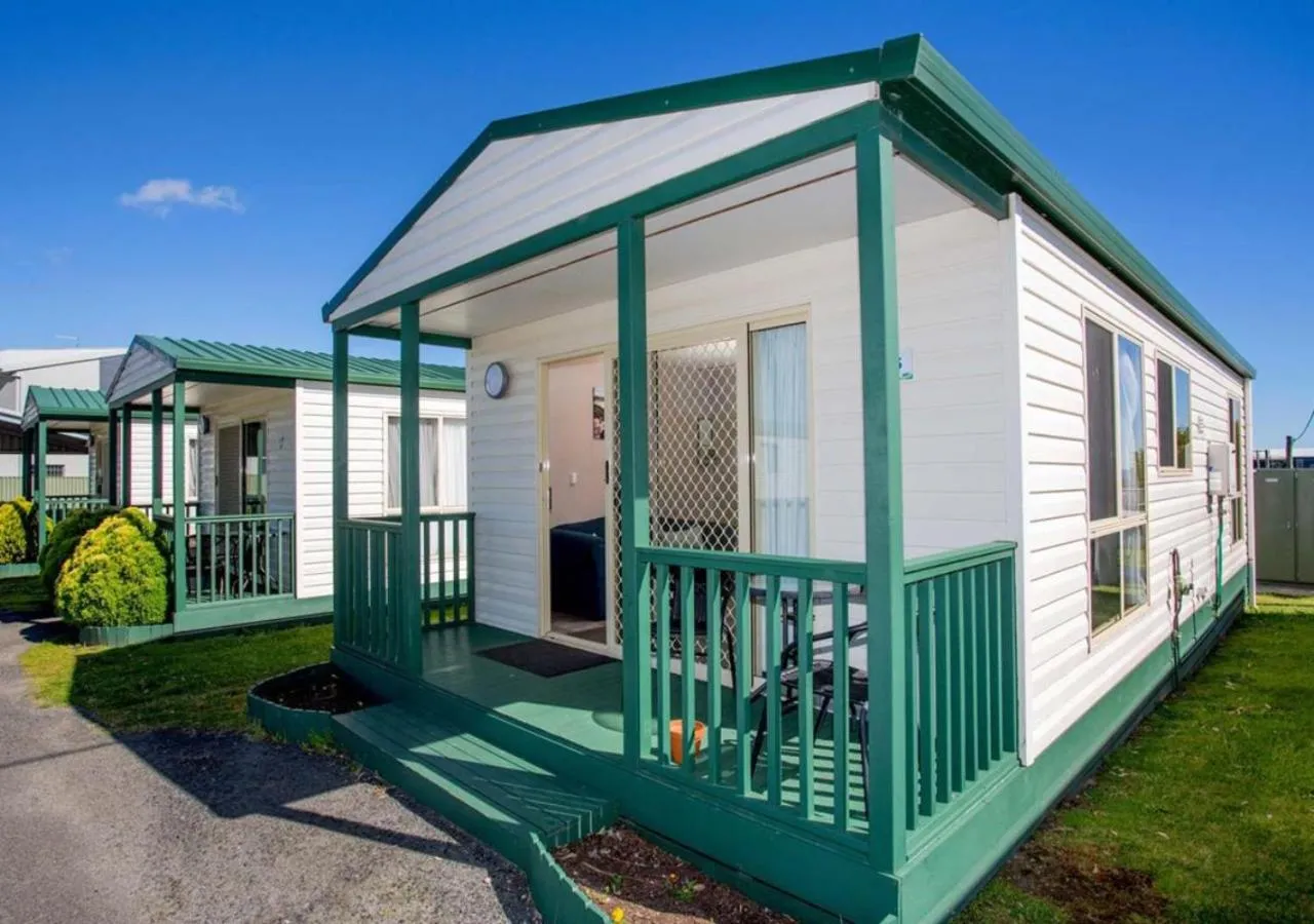 Patio in BIG4 Tassie Getaway Park Ulverstone