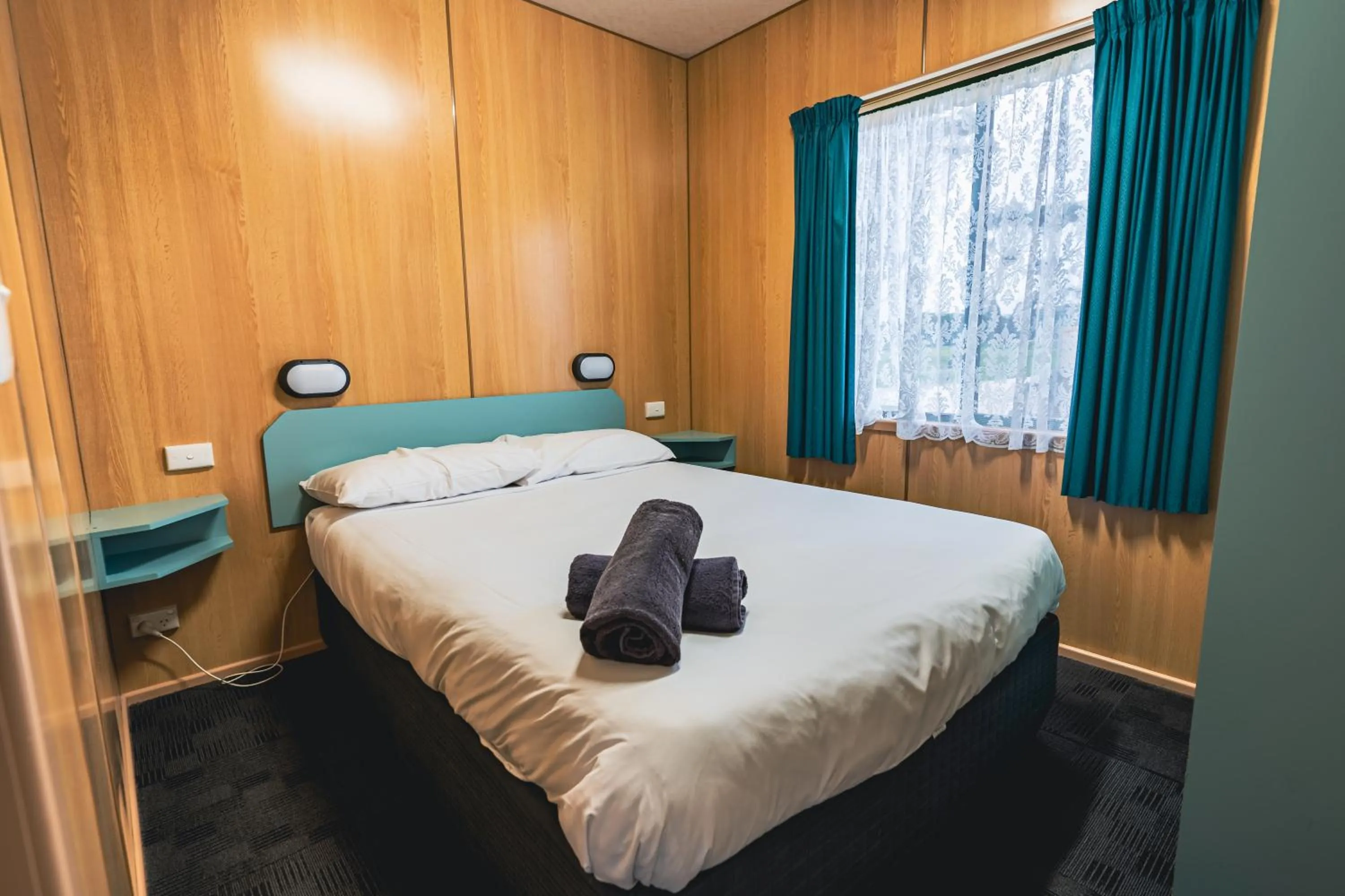 Bedroom, Bed in BIG4 Tassie Getaway Park Ulverstone