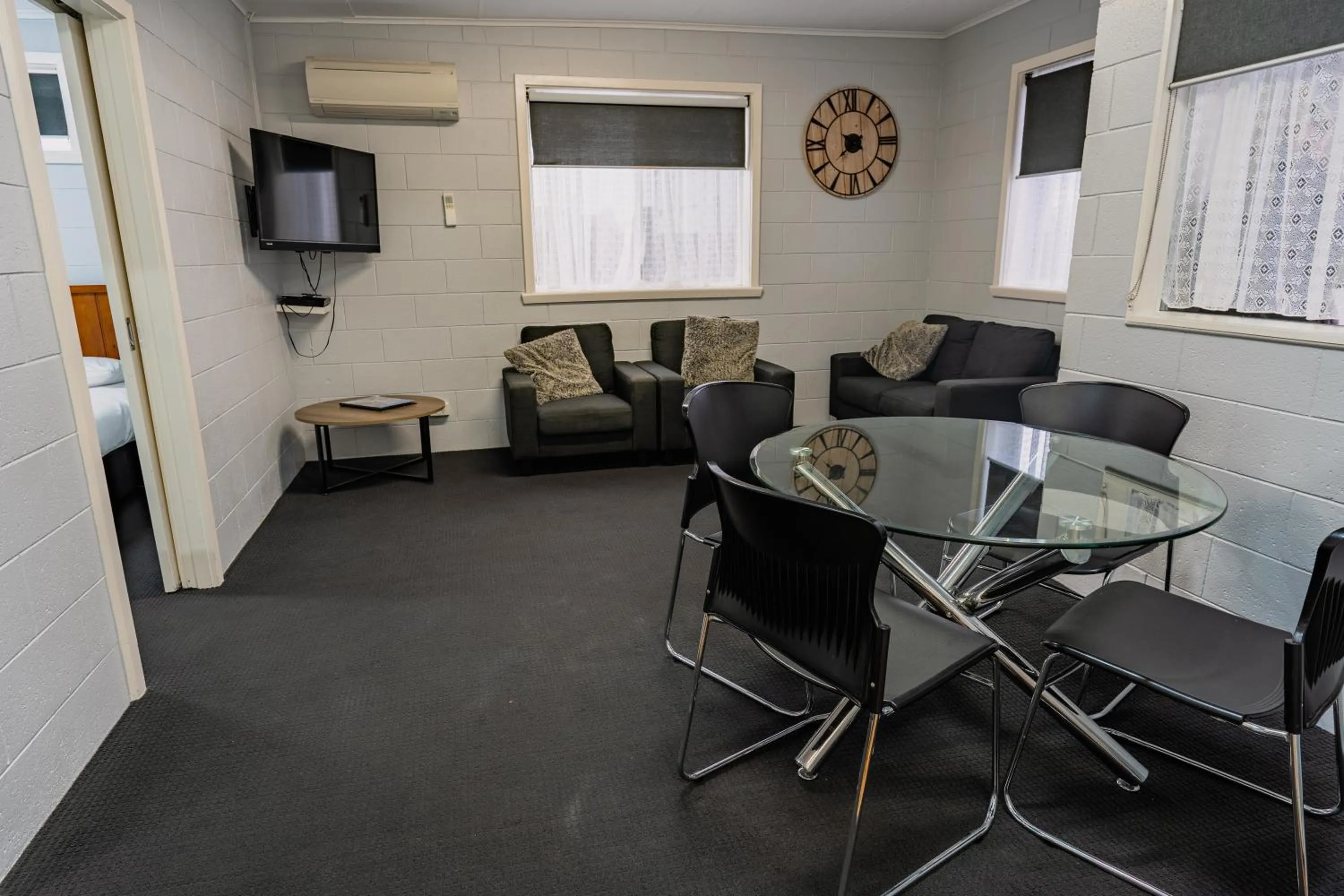 Living room in BIG4 Tassie Getaway Park Ulverstone